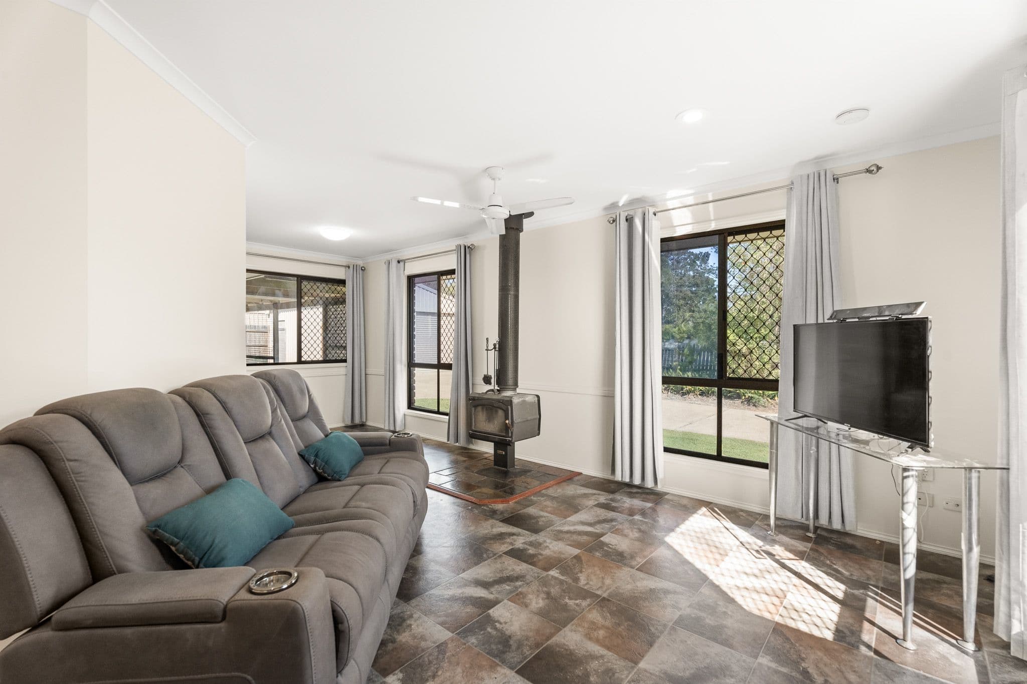 170 Bideford Street, Torquay QLD 4655, Torquay - Thumbnail 7