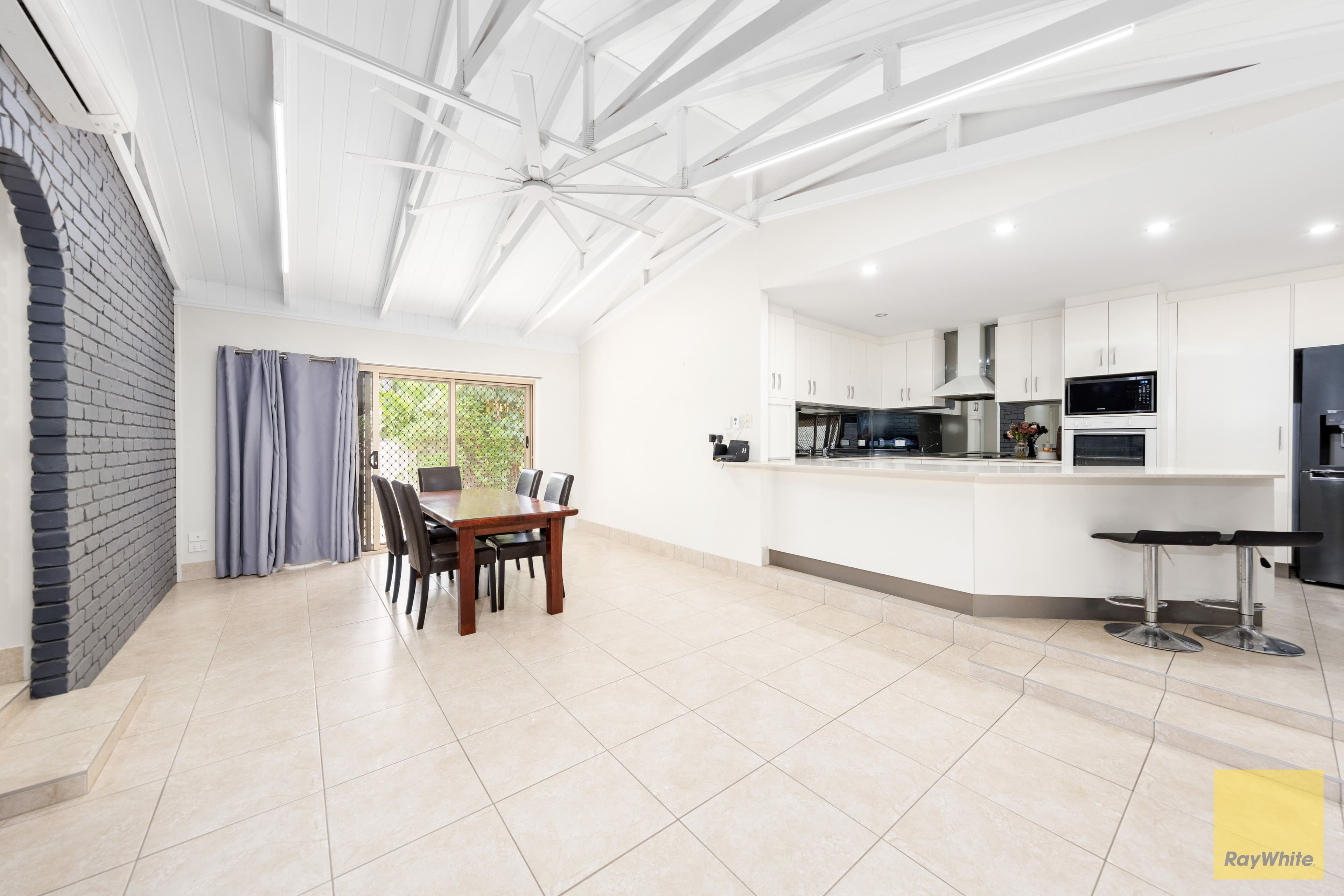 37 Slack Drive, Emerald QLD 4720, Emerald - Thumbnail 7