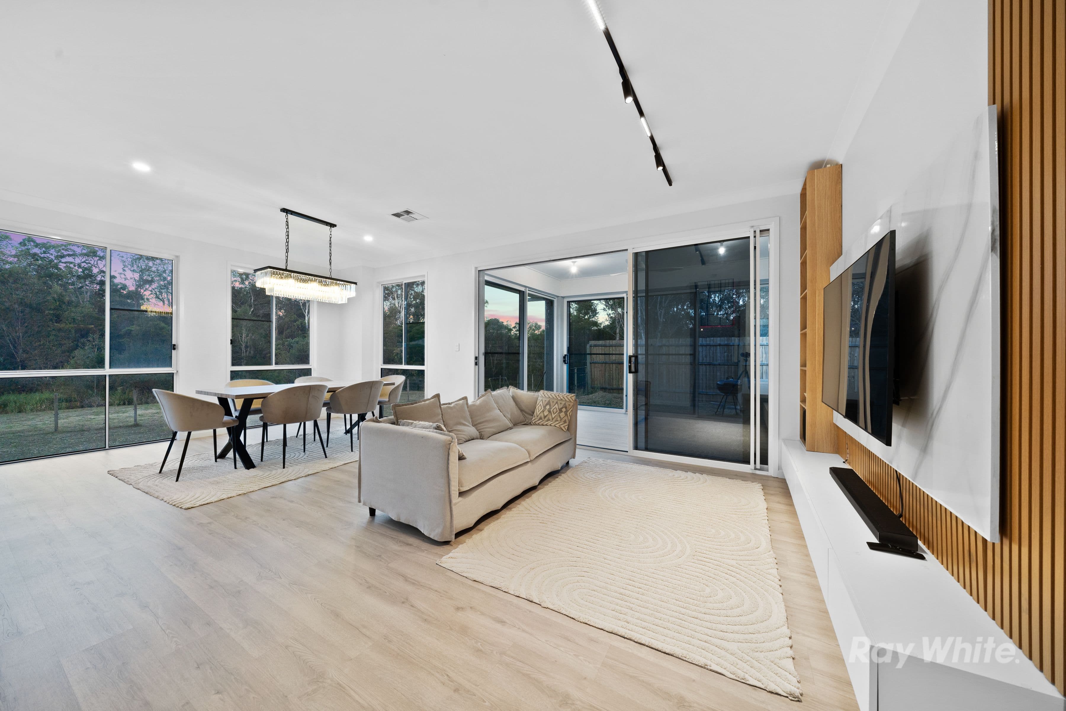 29 Academy Street, Browns Plains QLD 4118, Browns Plains - Thumbnail 4