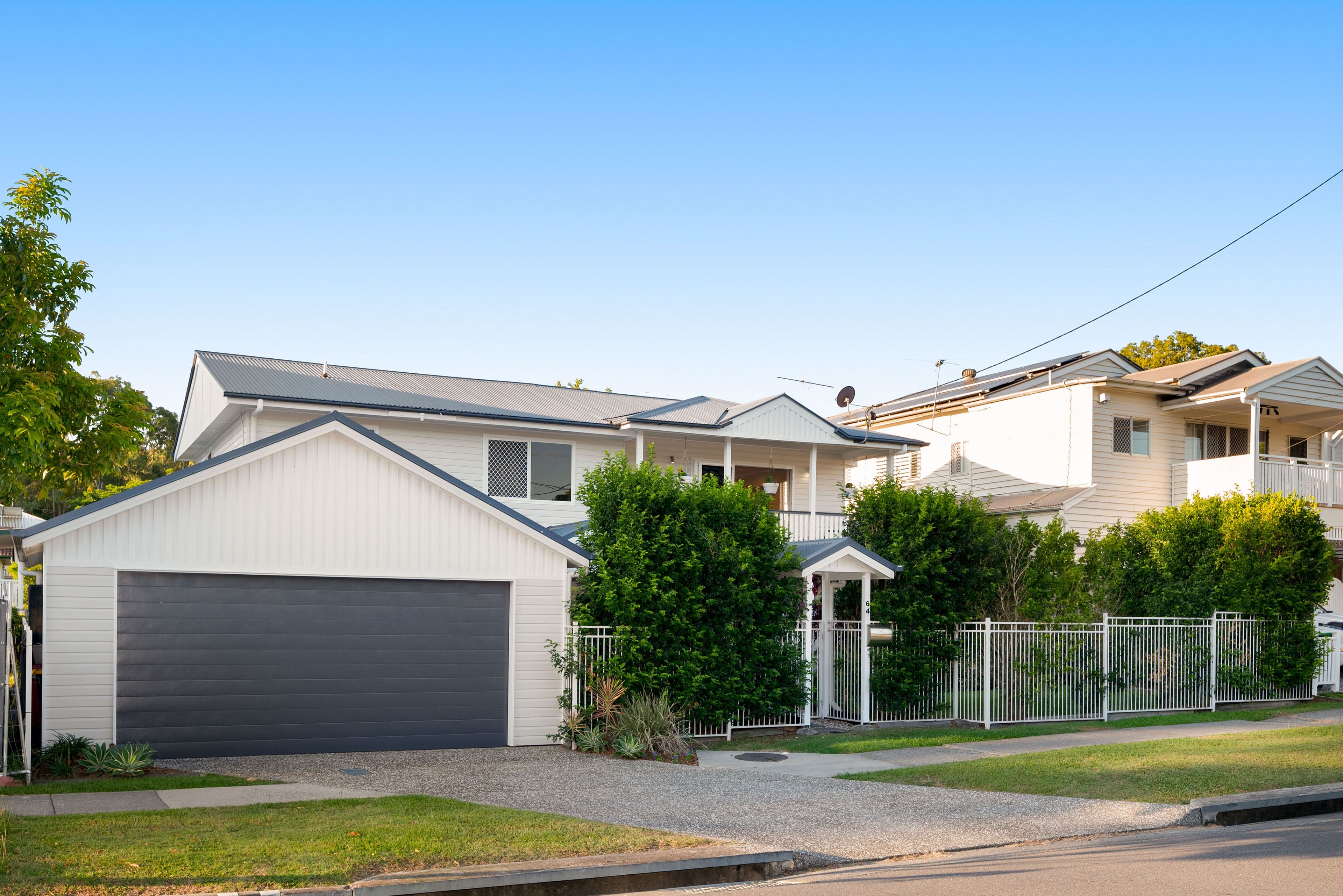 64 Valaria Avenue, Seven Hills QLD 4170, Seven Hills - Thumbnail 2