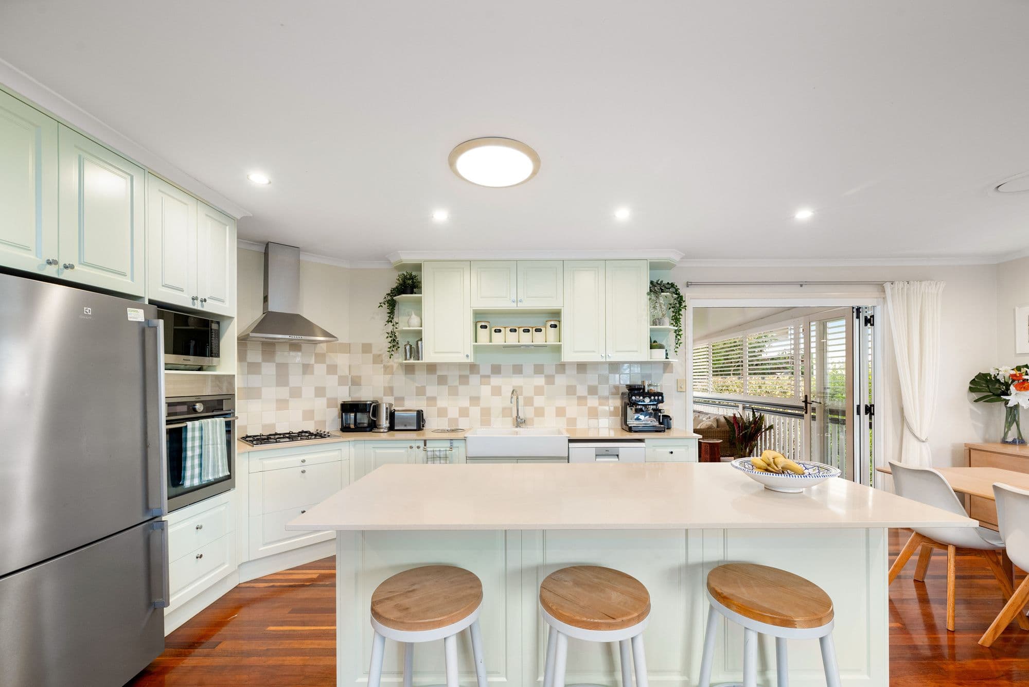 64 Valaria Avenue, Seven Hills QLD 4170, Seven Hills - Thumbnail 7