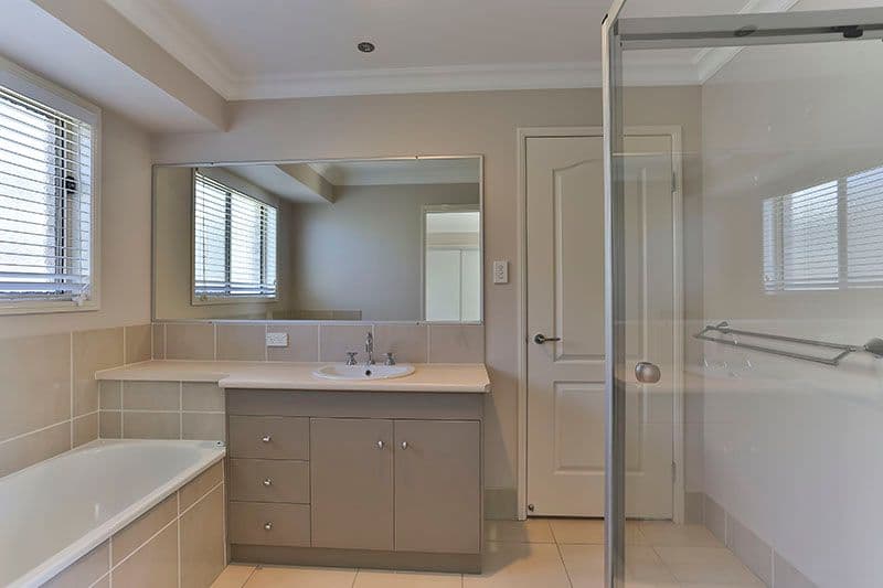 20 Cuttaburra Crescent, Glenvale QLD 4350, Glenvale - Thumbnail 6