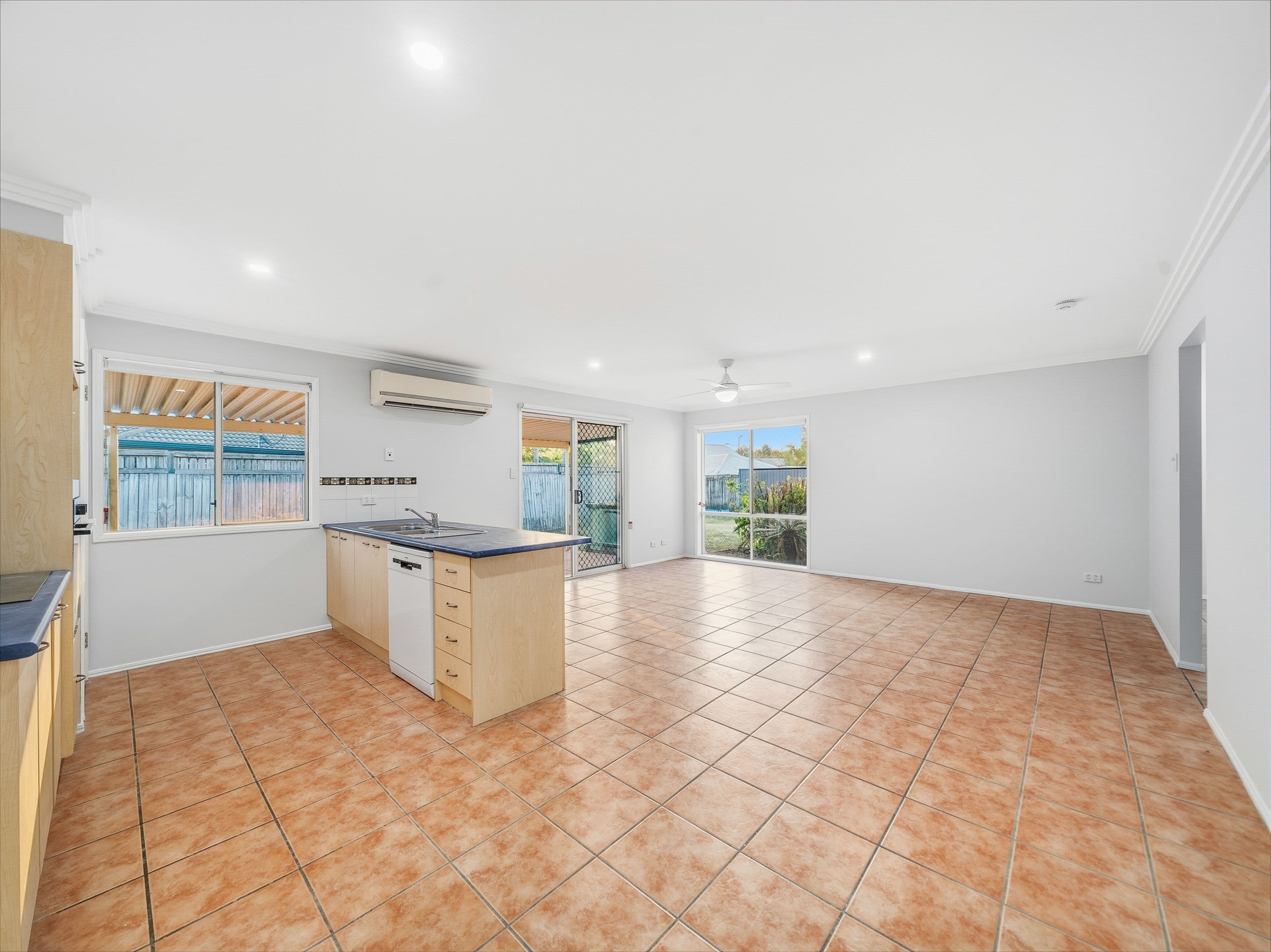 29 Moorrinya Circuit, North Lakes QLD 4509, North Lakes - Thumbnail 4