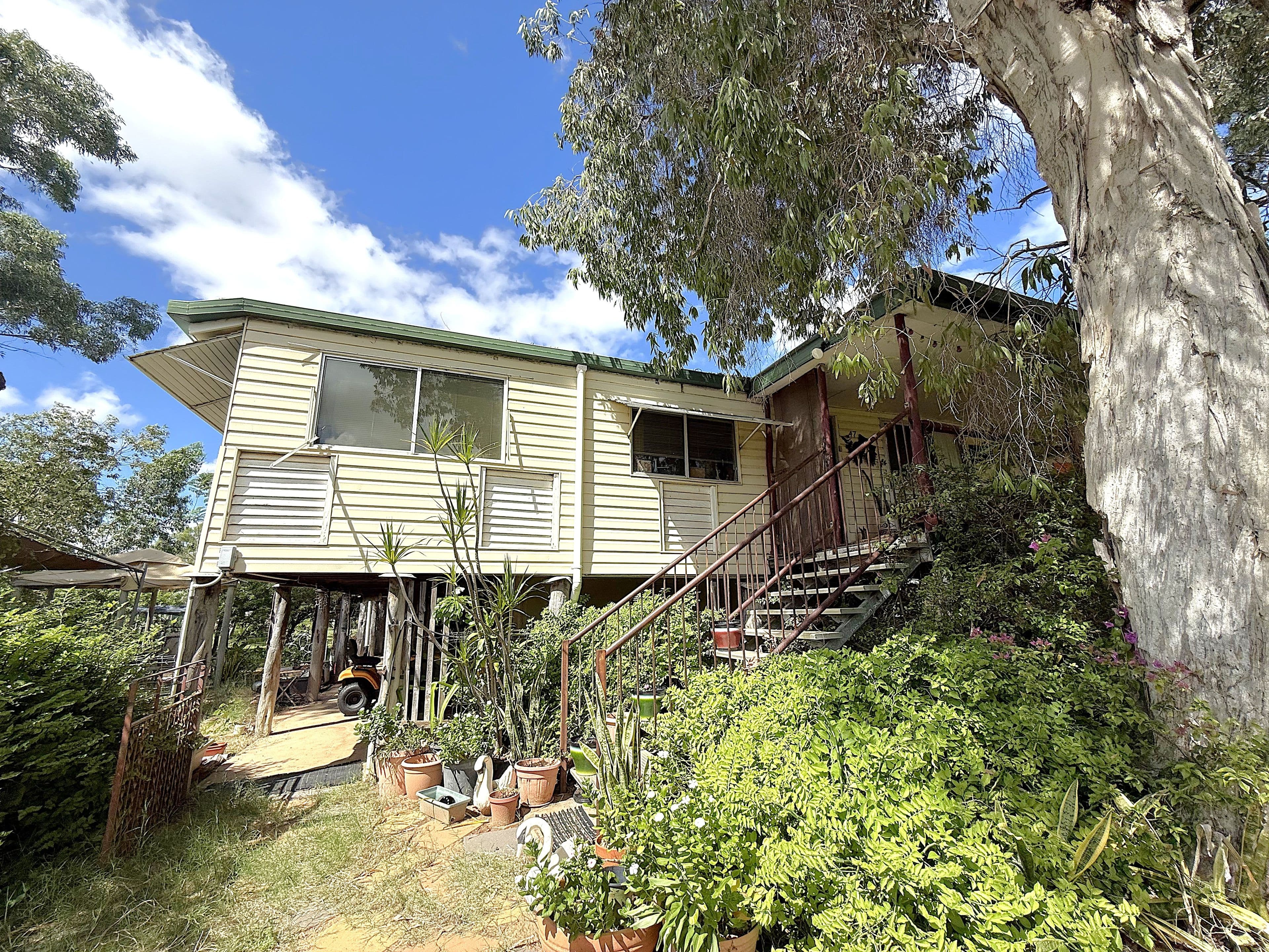 93-95 Acacia Street, Barcaldine QLD 4725, Barcaldine - Thumbnail 2