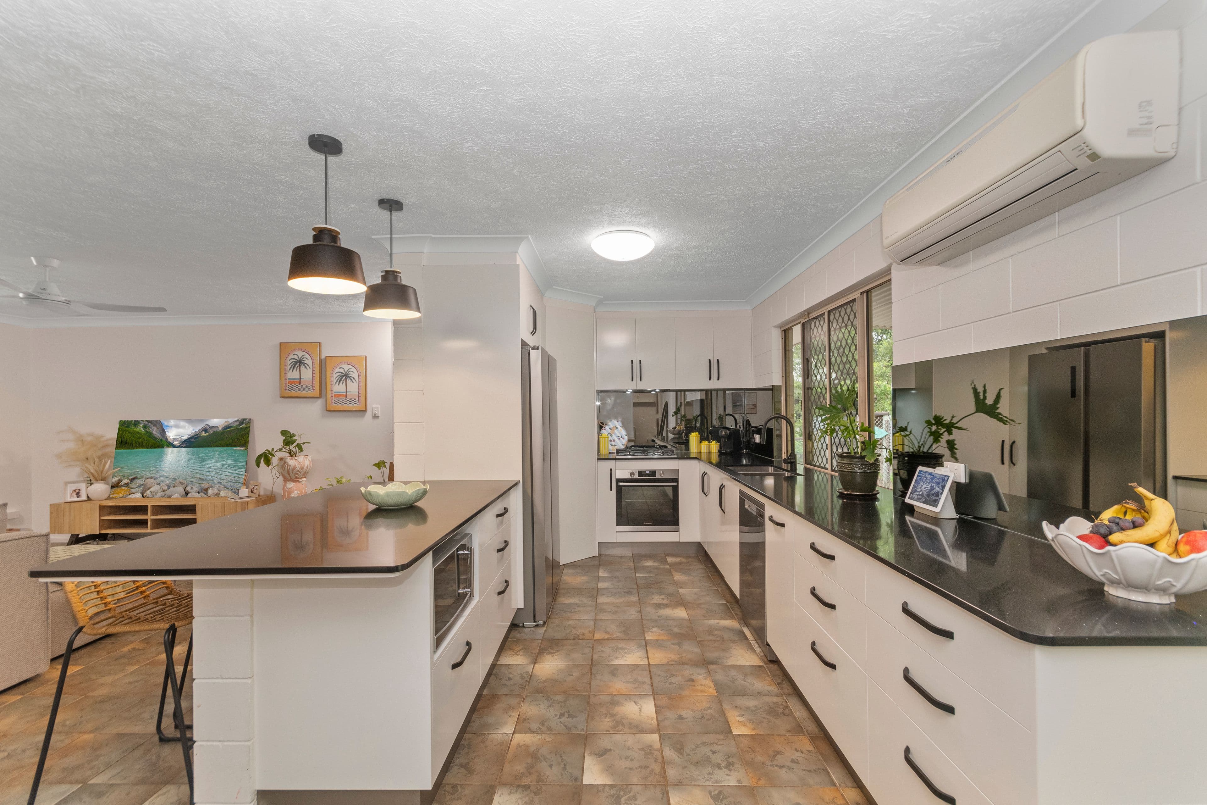 48 Wayne Street, Kelso QLD 4815, Kelso - Thumbnail 6