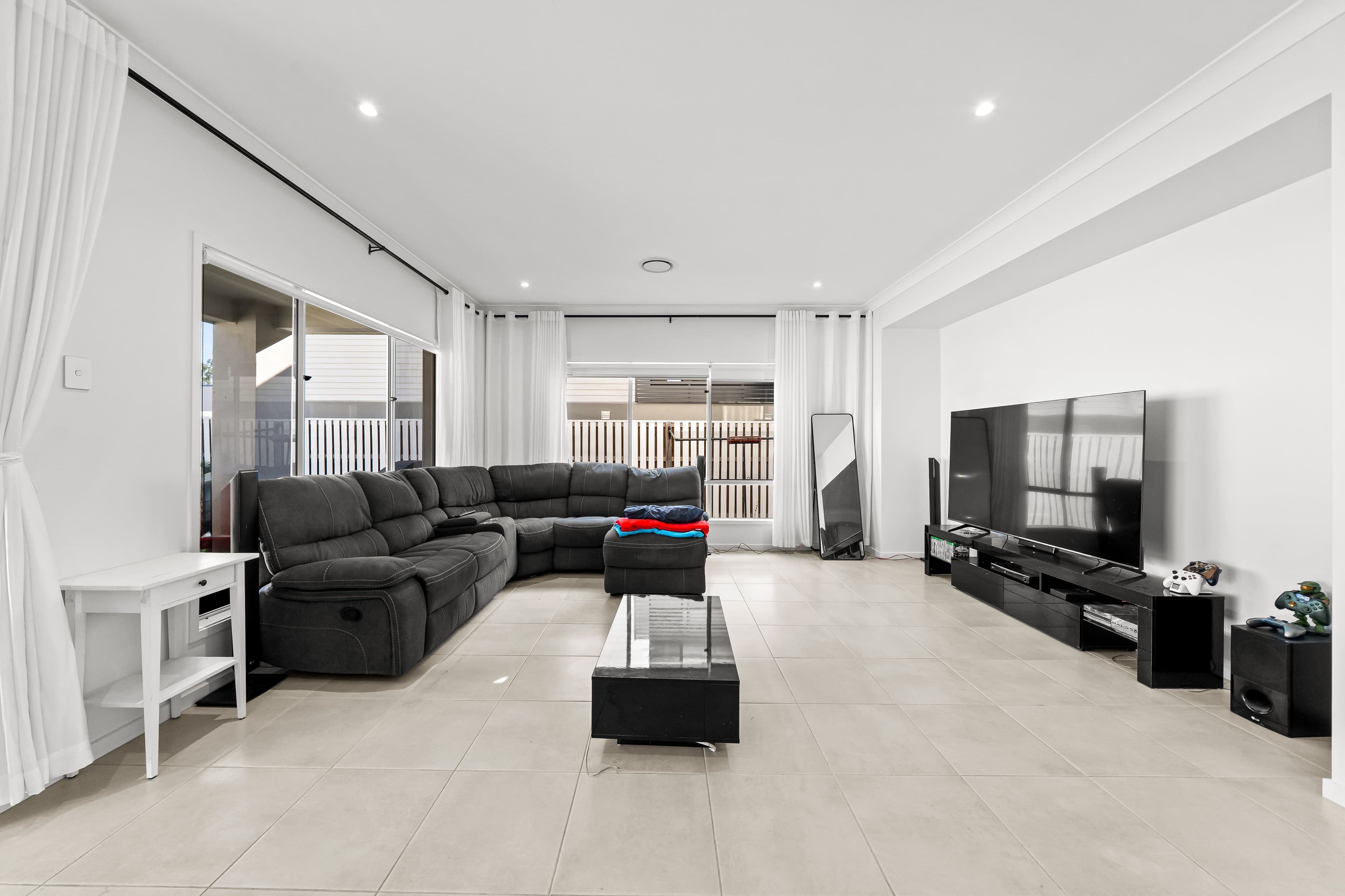 8 Lakeshore Crescent, Willawong QLD 4110, Willawong - Thumbnail 7