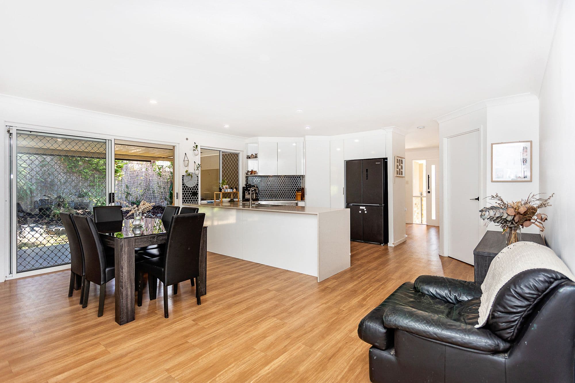 104A Michigan Drive, Oxenford QLD 4210, Oxenford - Thumbnail 4