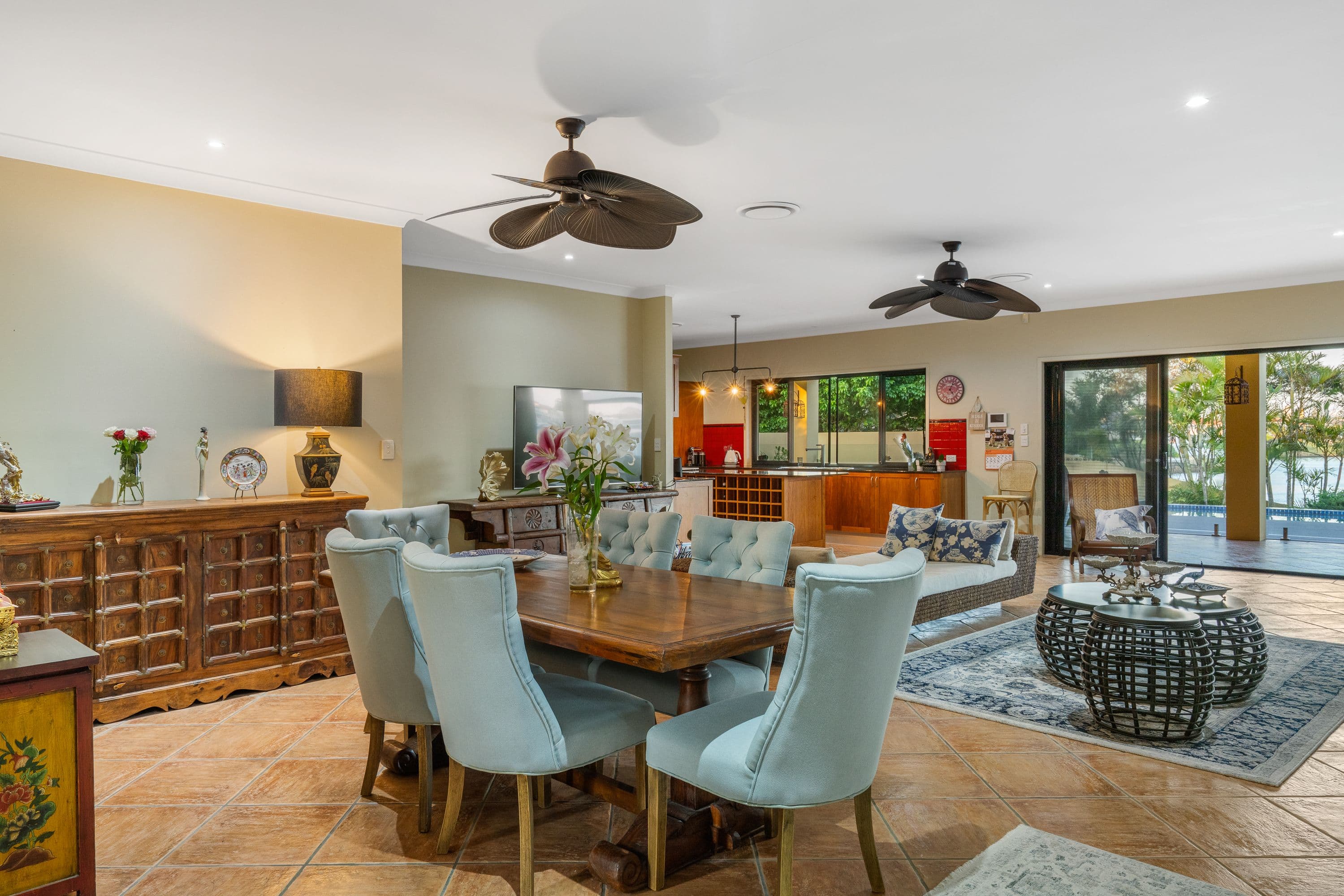 72 Sir Bruce Small Boulevard, Benowa Waters QLD 4217, Benowa - Thumbnail 6