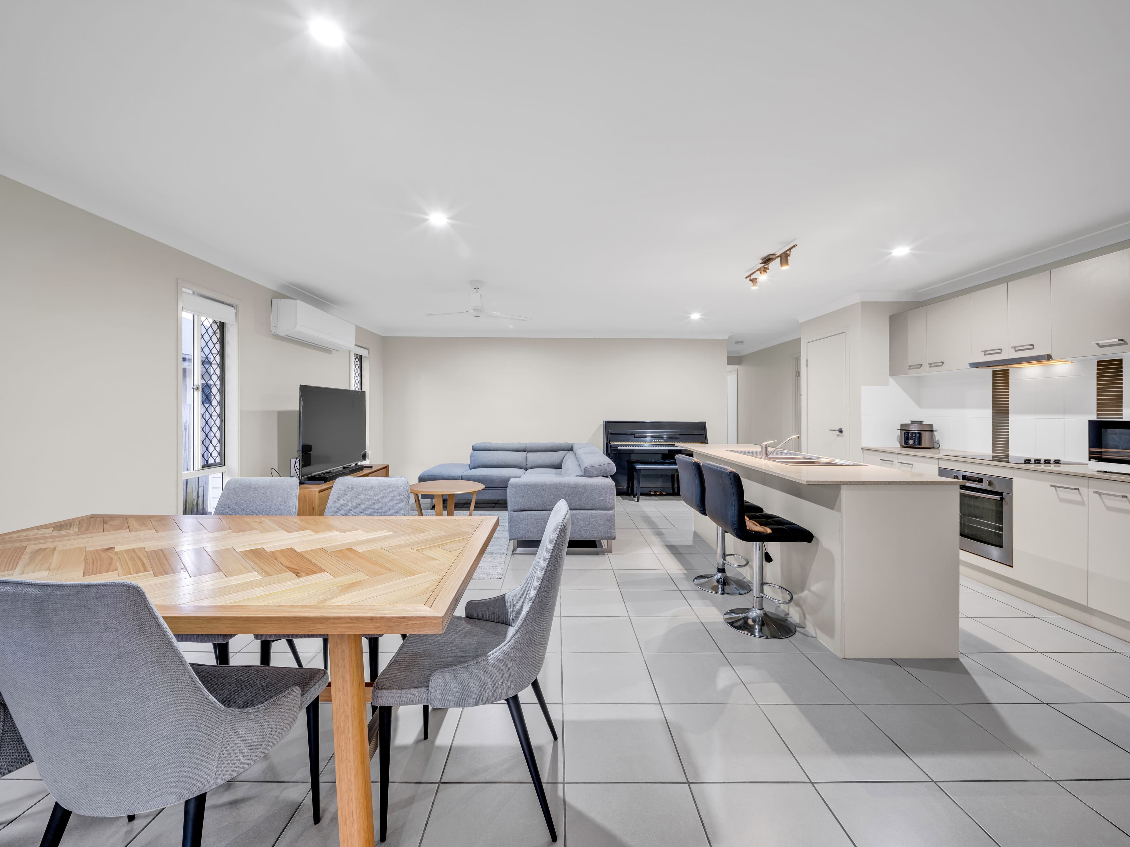 27 Woodgate Street, Oxley QLD 4075, Oxley - Thumbnail 6