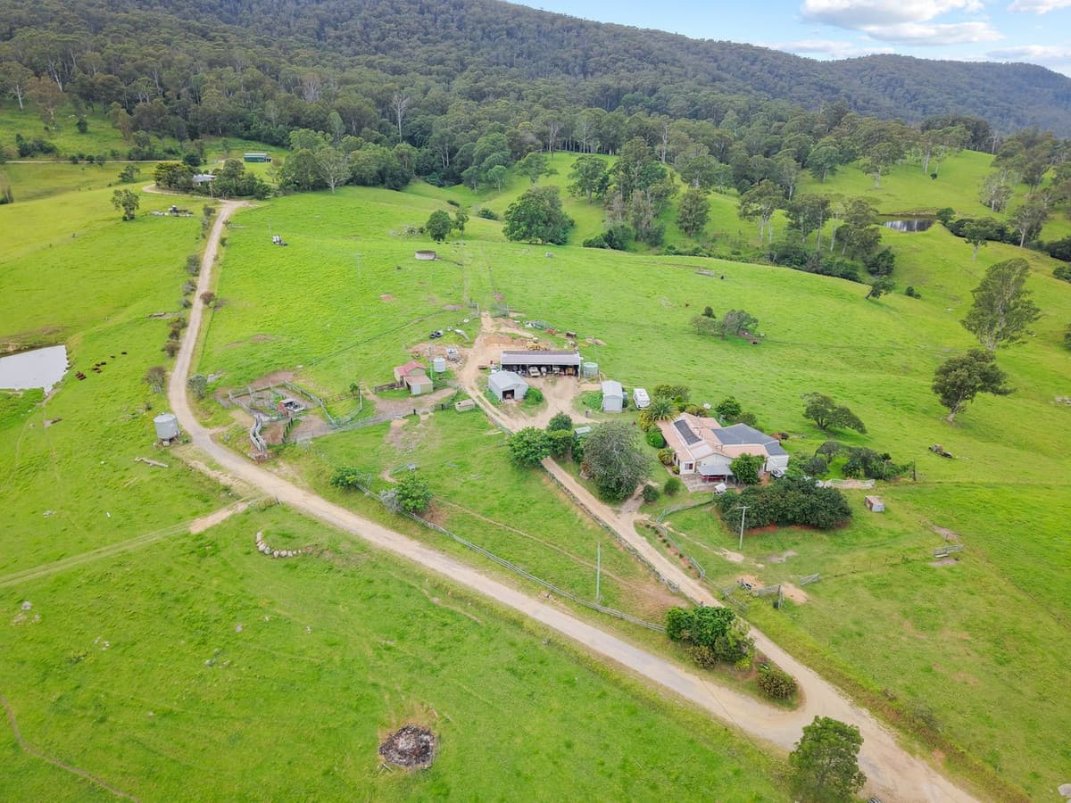 132 Clarkes Road, Greendale - Image 1