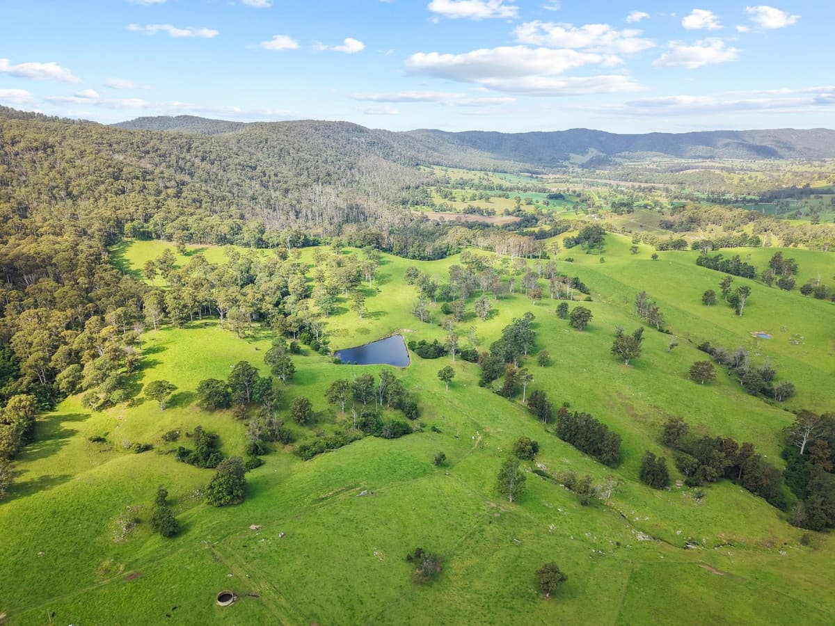 132 Clarkes Road, Greendale - Thumbnail 8