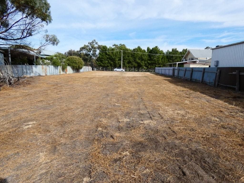 5 Duncan Street, WARRACKNABEAL VIC 3393, Warracknabeal - Thumbnail 4