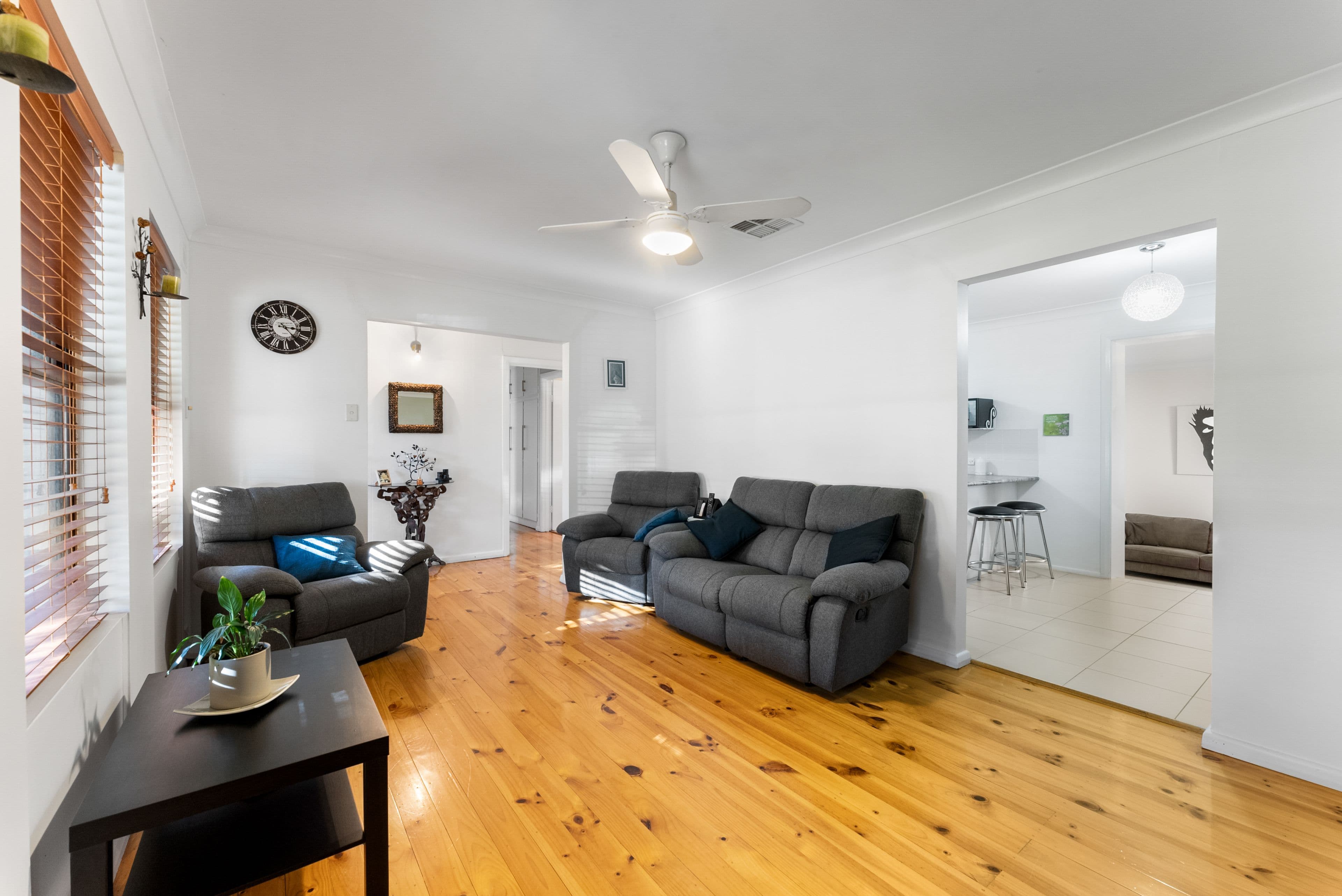 43 Flockhart Avenue, Valley View SA 5093, Valley View - Thumbnail 3