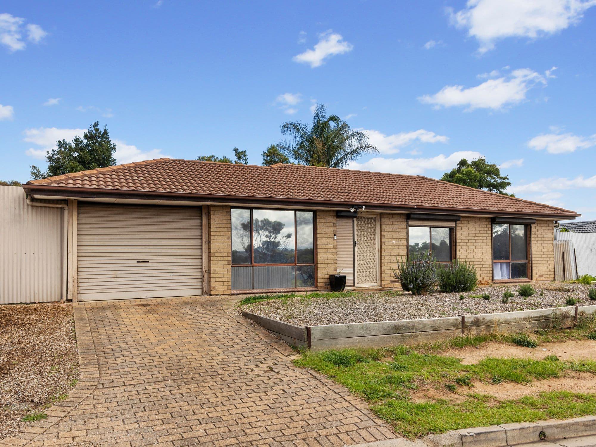 13 Ormiston Road, Morphett Vale SA 5162, Morphett Vale - Thumbnail 2