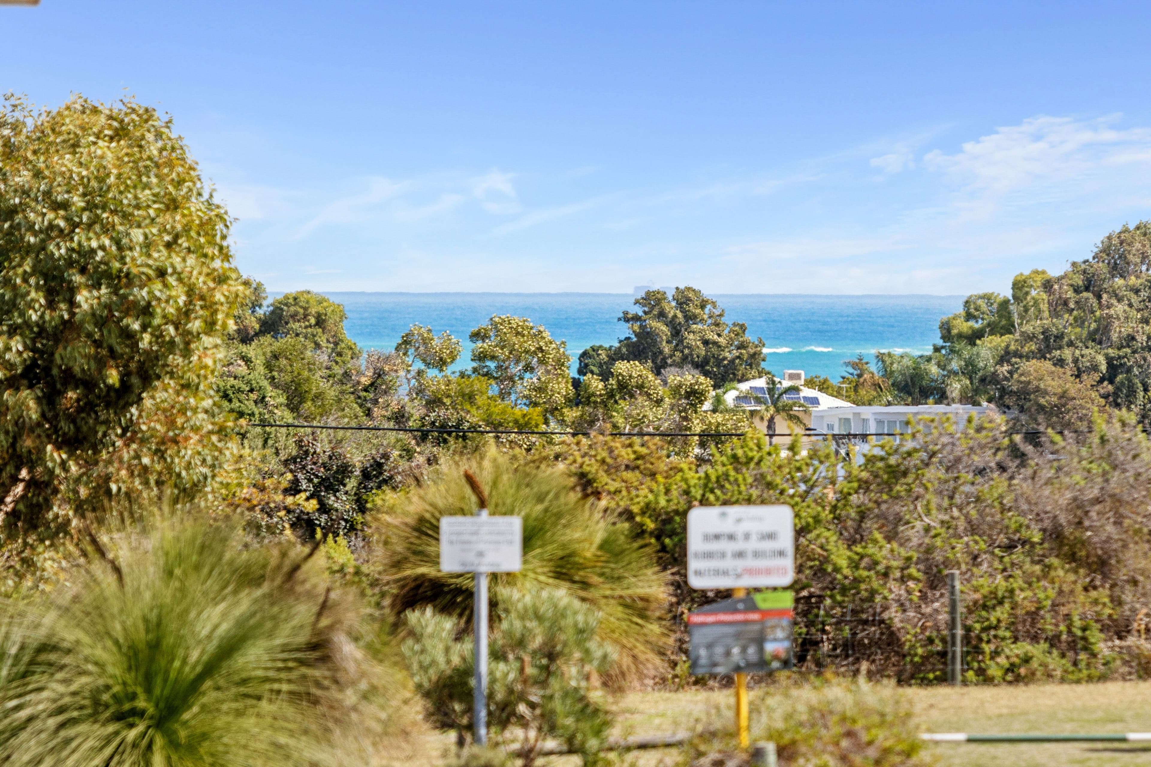 4 Elfreda Avenue, Sorrento WA 6020, Sorrento - Thumbnail 2