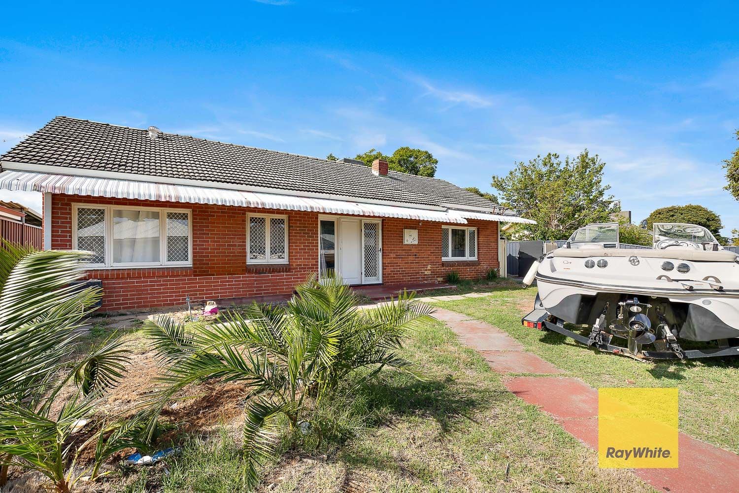 40 Martindale Avenue, Thornlie WA 6108, Thornlie - Image 1
