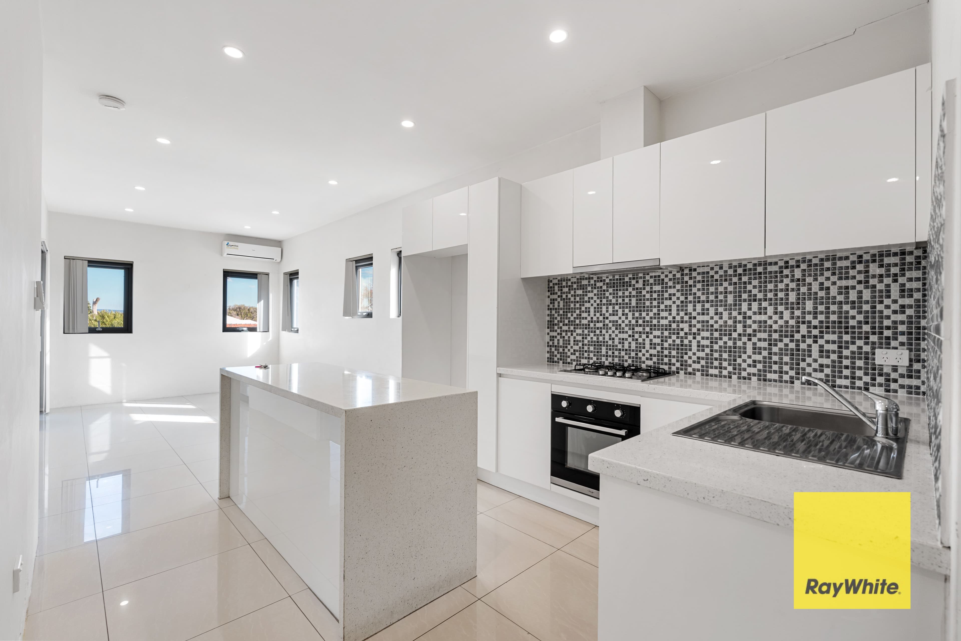 7/43 Yale Road, Thornlie WA 6108, Thornlie - Image 1