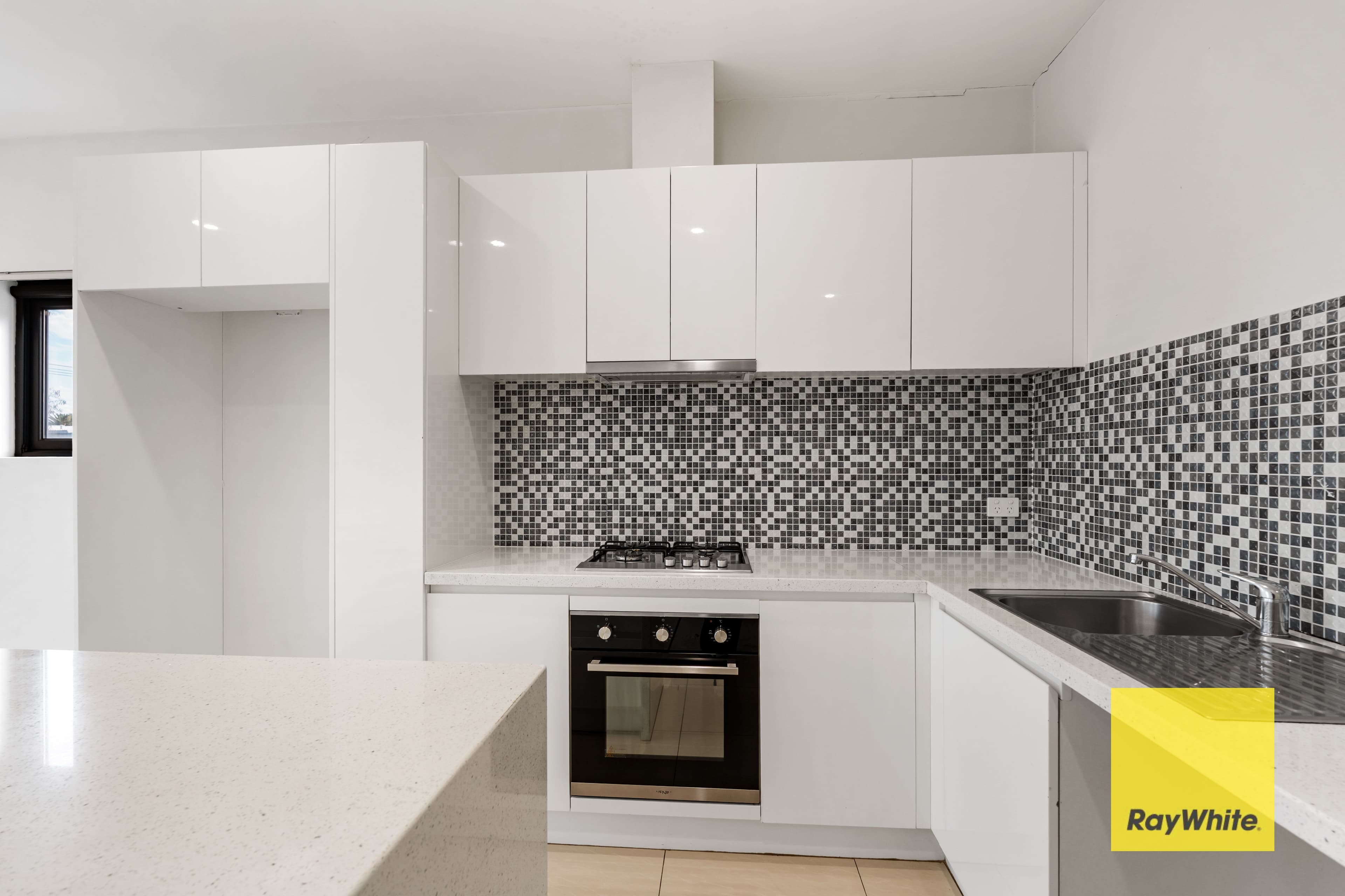 7/43 Yale Road, Thornlie WA 6108, Thornlie - Thumbnail 2