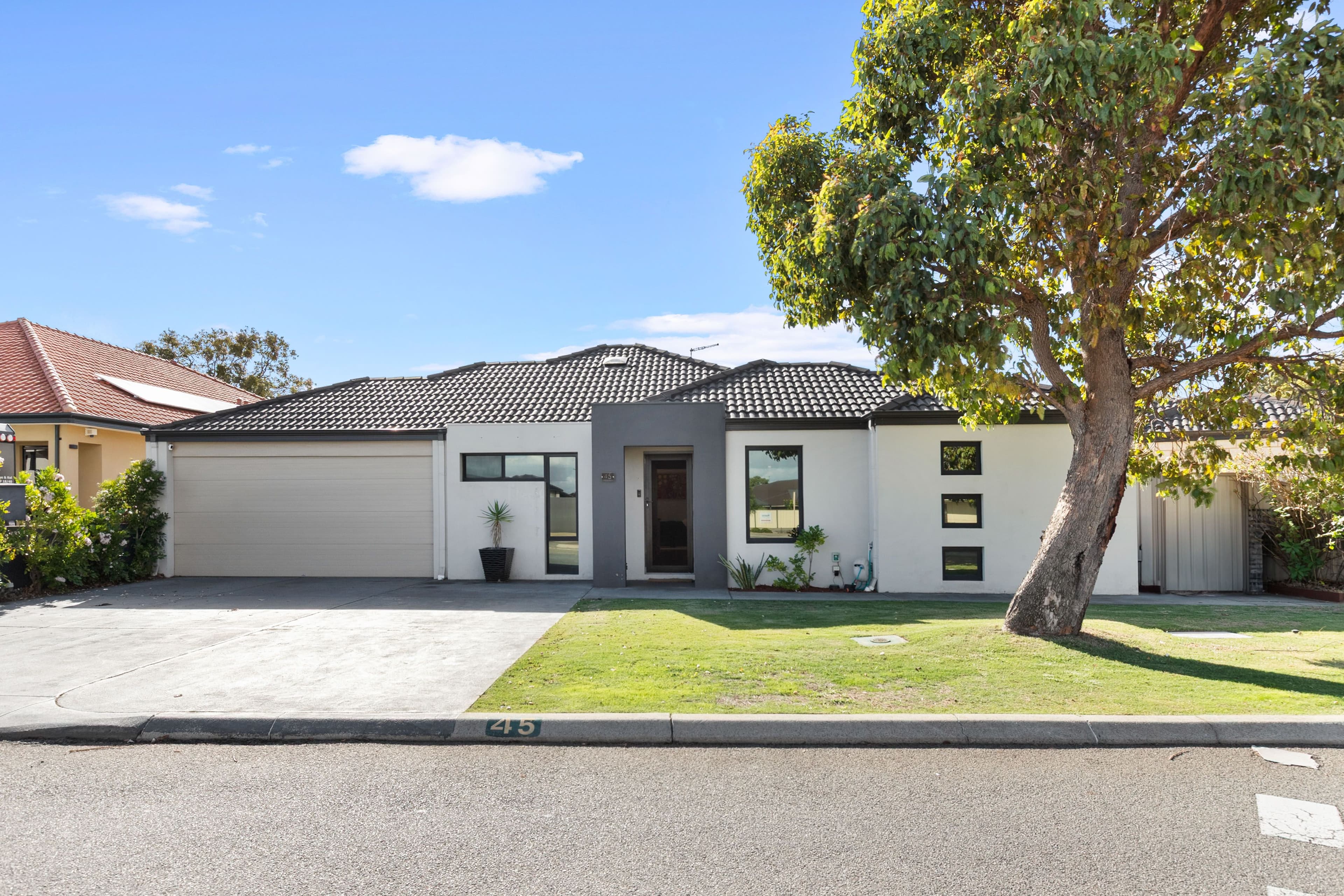 45 Dalecross Avenue, Madeley WA 6065, Madeley - Image 1