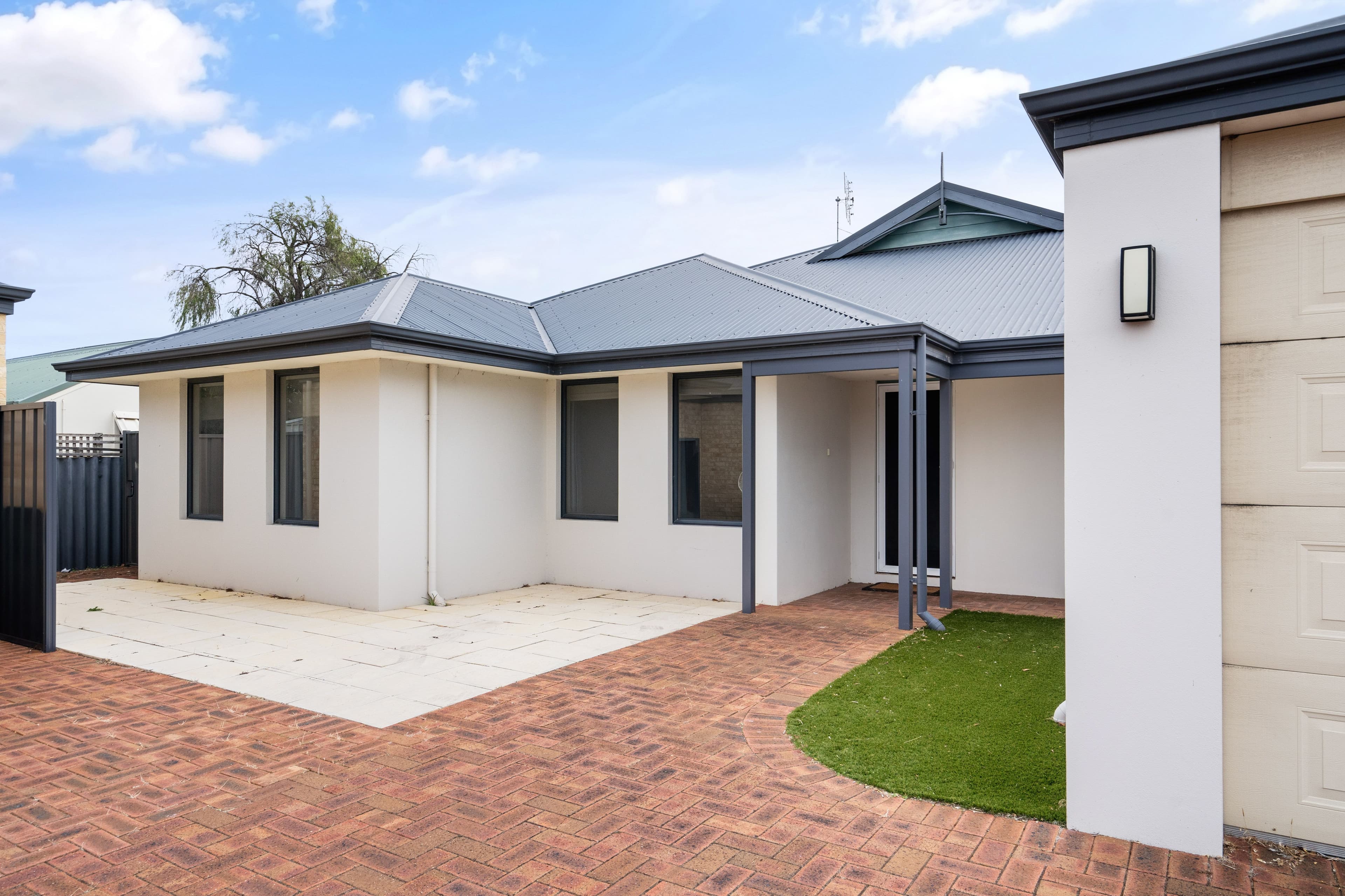 32A Jolliffe Street, West Busselton WA 6280, West Busselton - Thumbnail 2