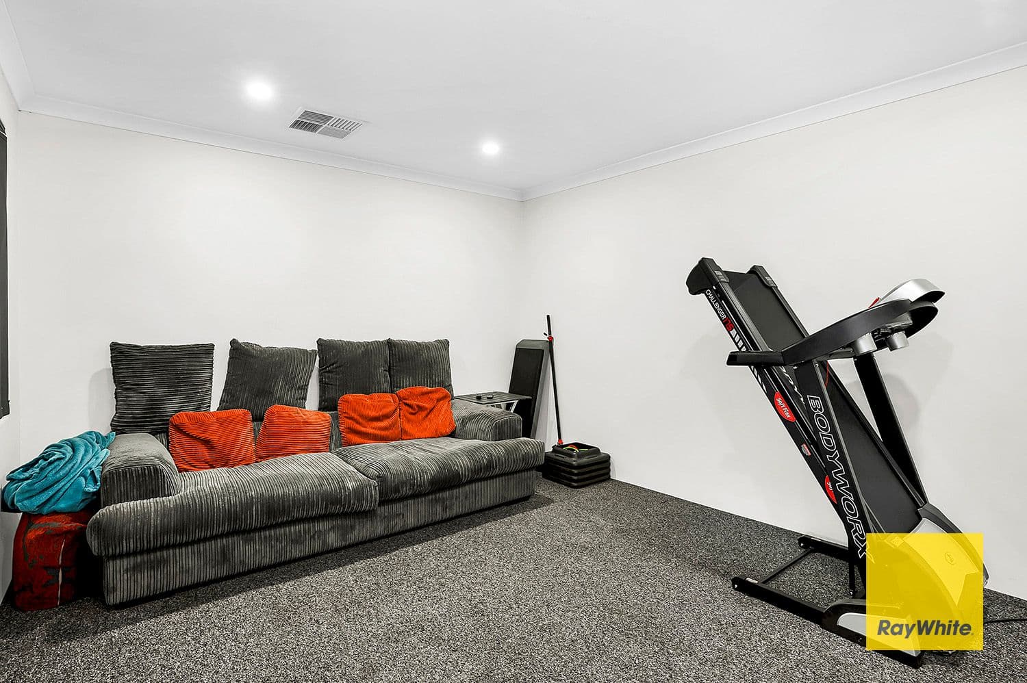 13 Ernest Way, Hilbert WA 6112, Hilbert - Thumbnail 8