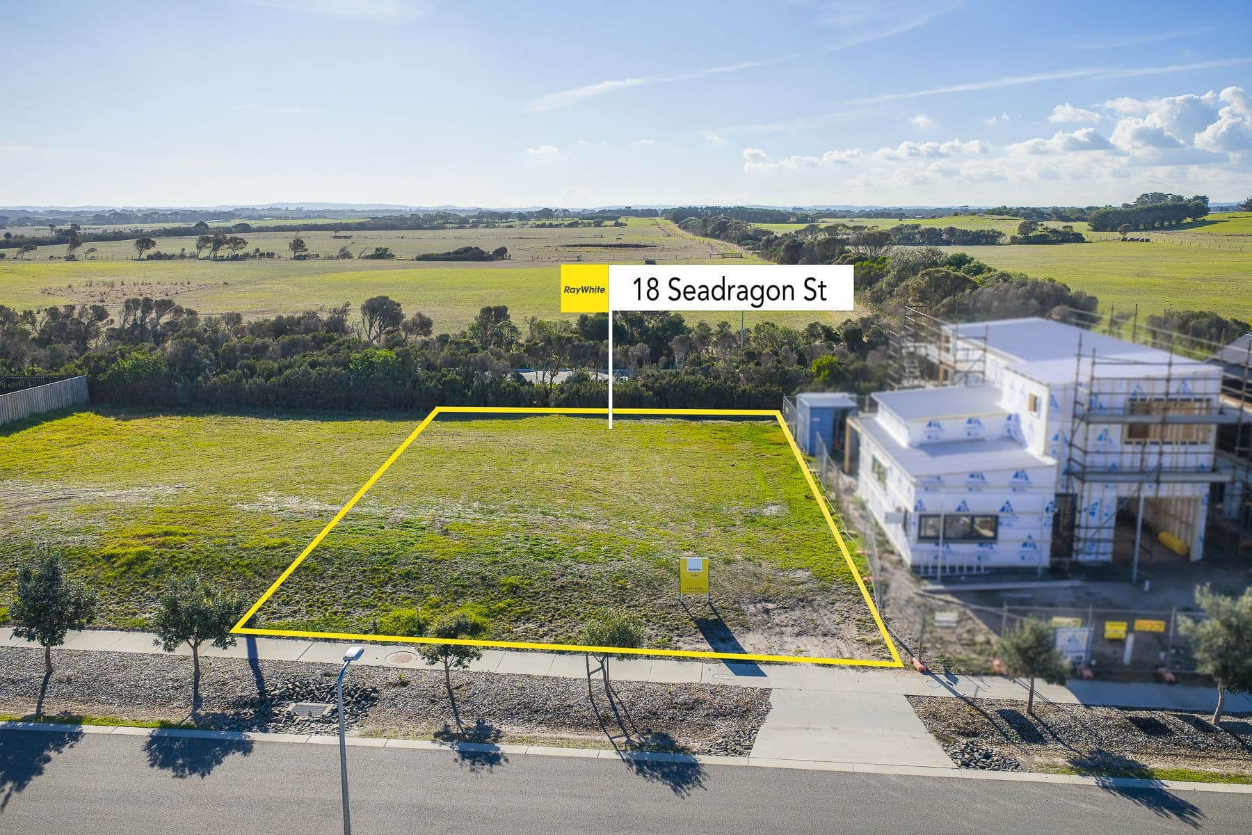 18 Seadragon Street, Cape Paterson VIC 3995, Cape Paterson - Image 1