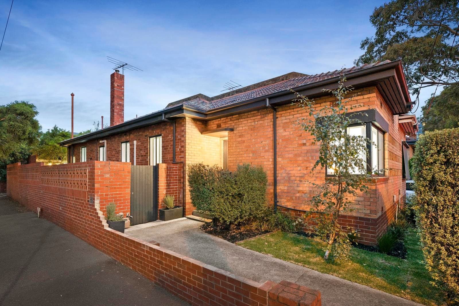 42 Ascot Vale Road, Flemington VIC 3031, Flemington - Image 1