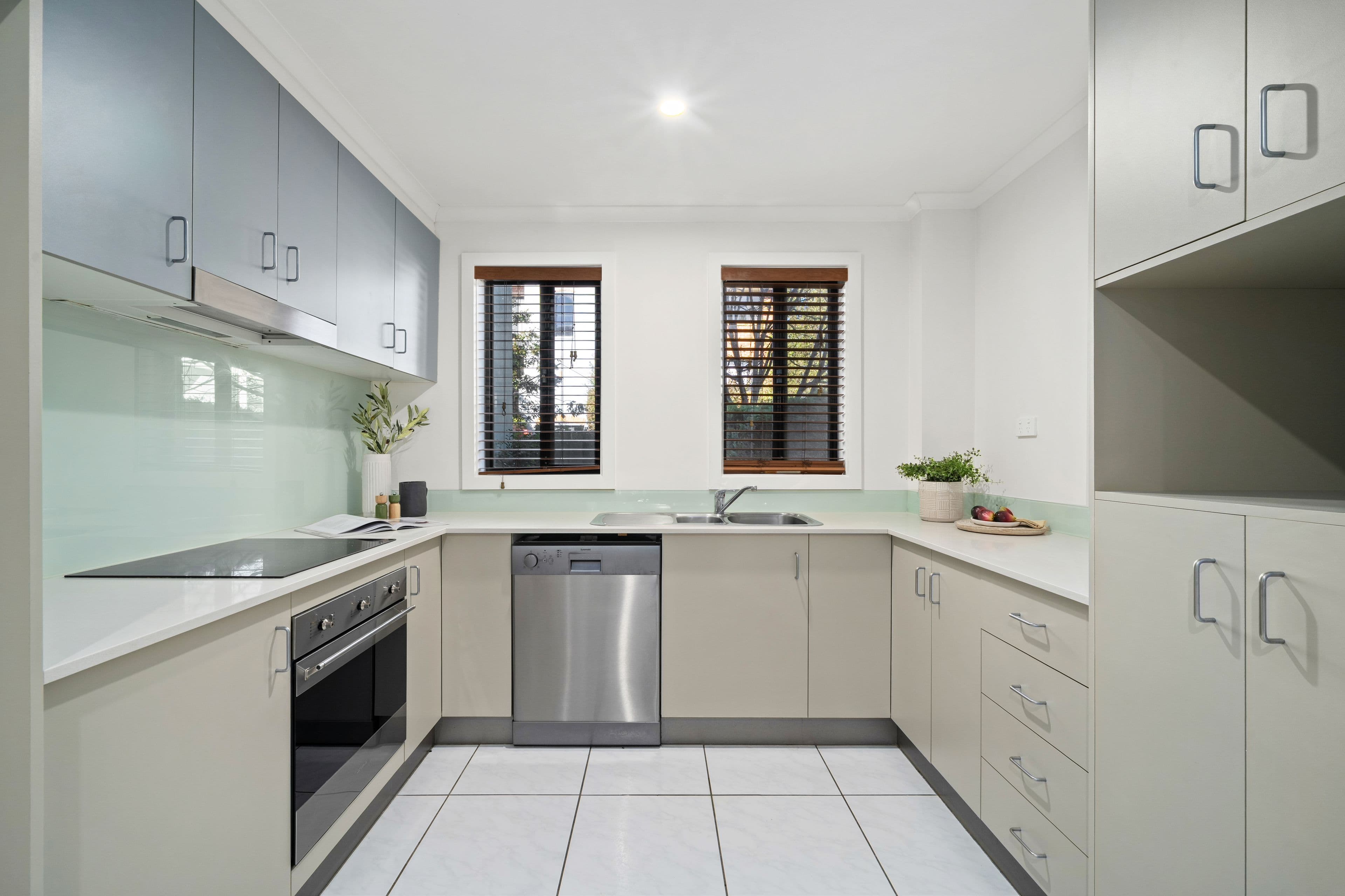 51/19 Ijong Street, Braddon ACT 2612, Braddon - Thumbnail 2