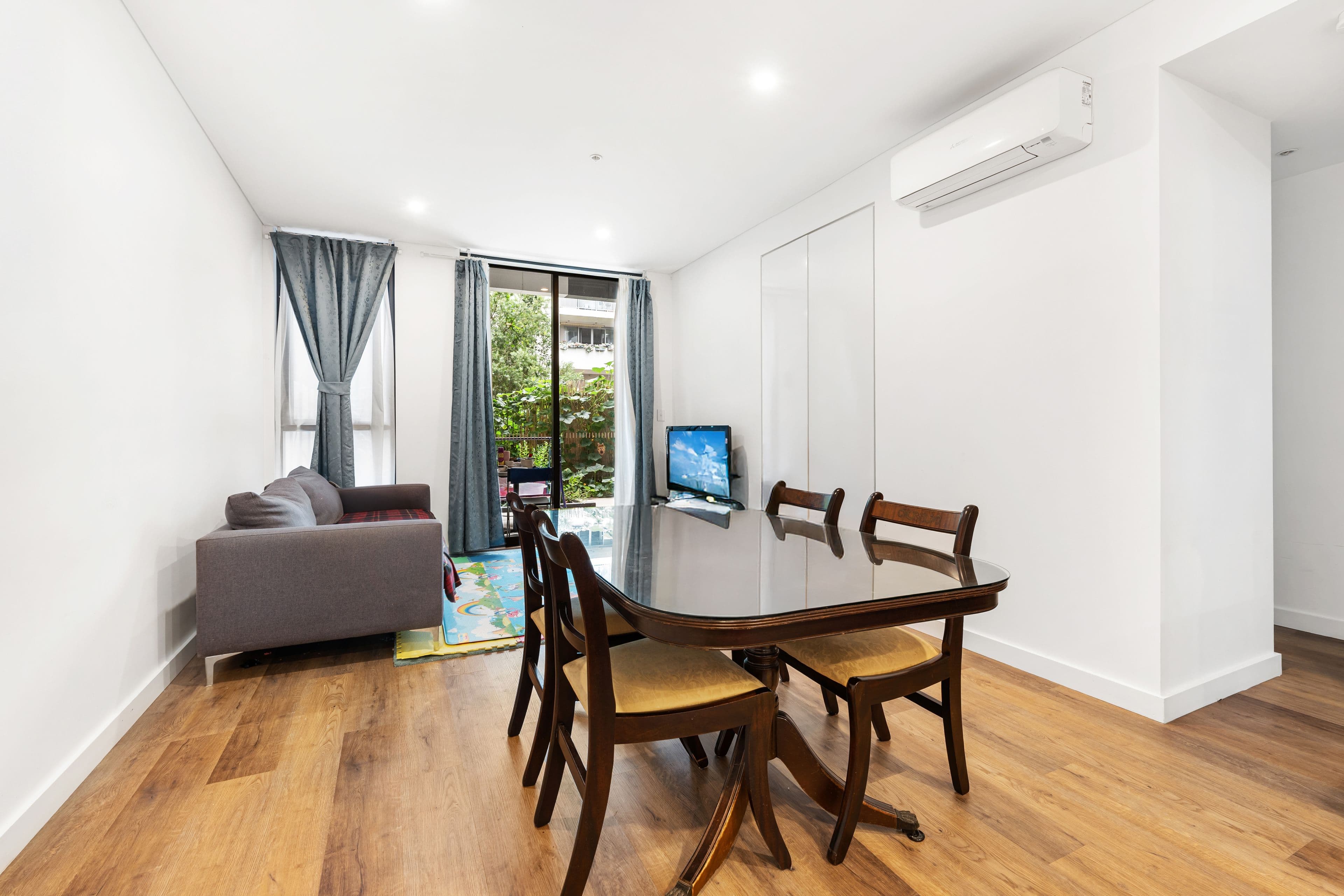 1/25 Bigge Street, Liverpool NSW 2170, Liverpool - Thumbnail 3