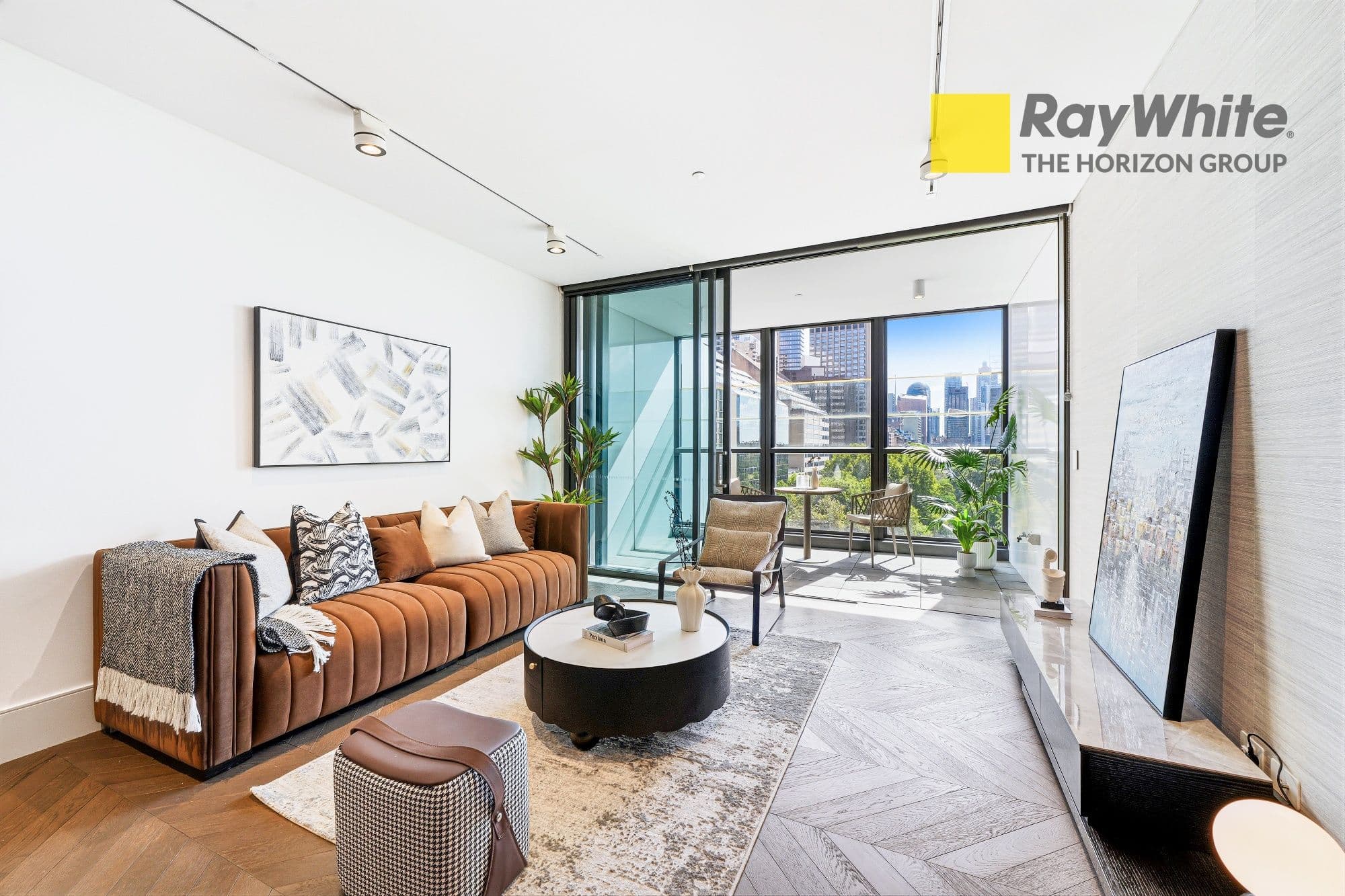 1001/130 Elizabeth Street, Sydney NSW 2000, Sydney - Thumbnail 2