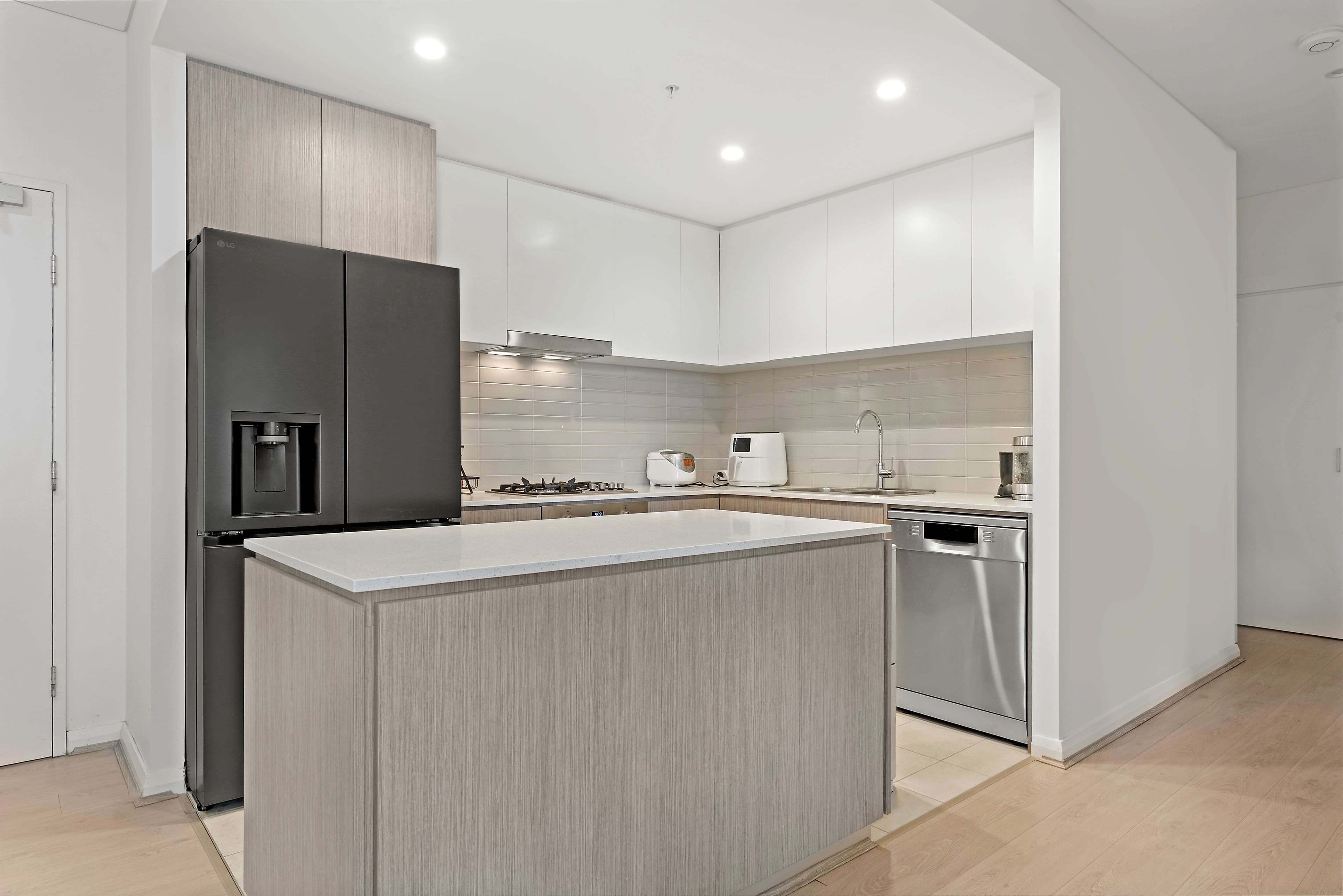 1905/10 Norfolk Street, Liverpool NSW 2170, Liverpool - Thumbnail 5