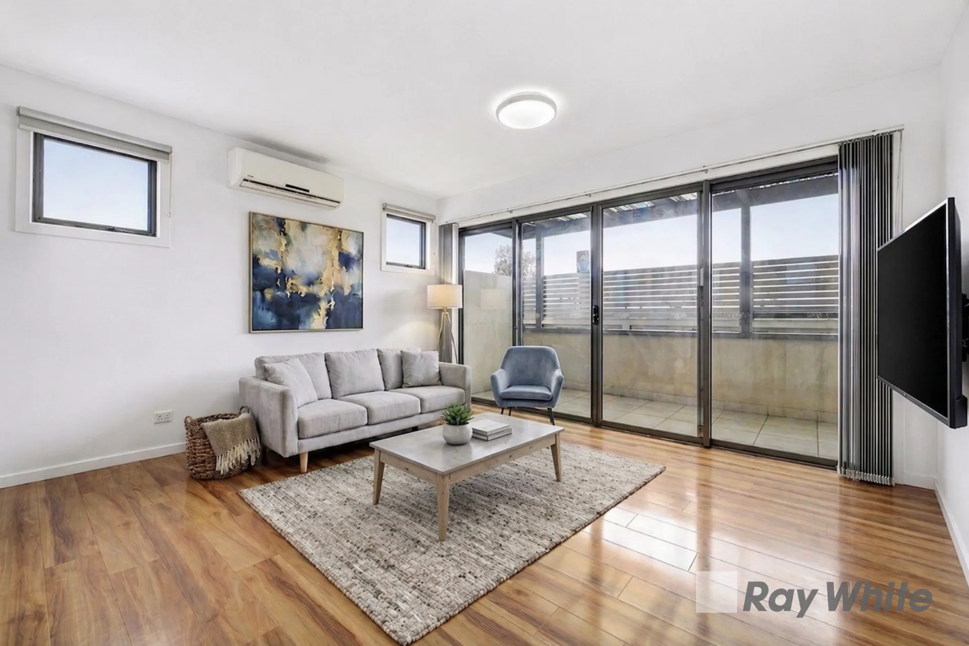 9/4 Gwenda Street, Dandenong VIC 3175, Dandenong - Thumbnail 2