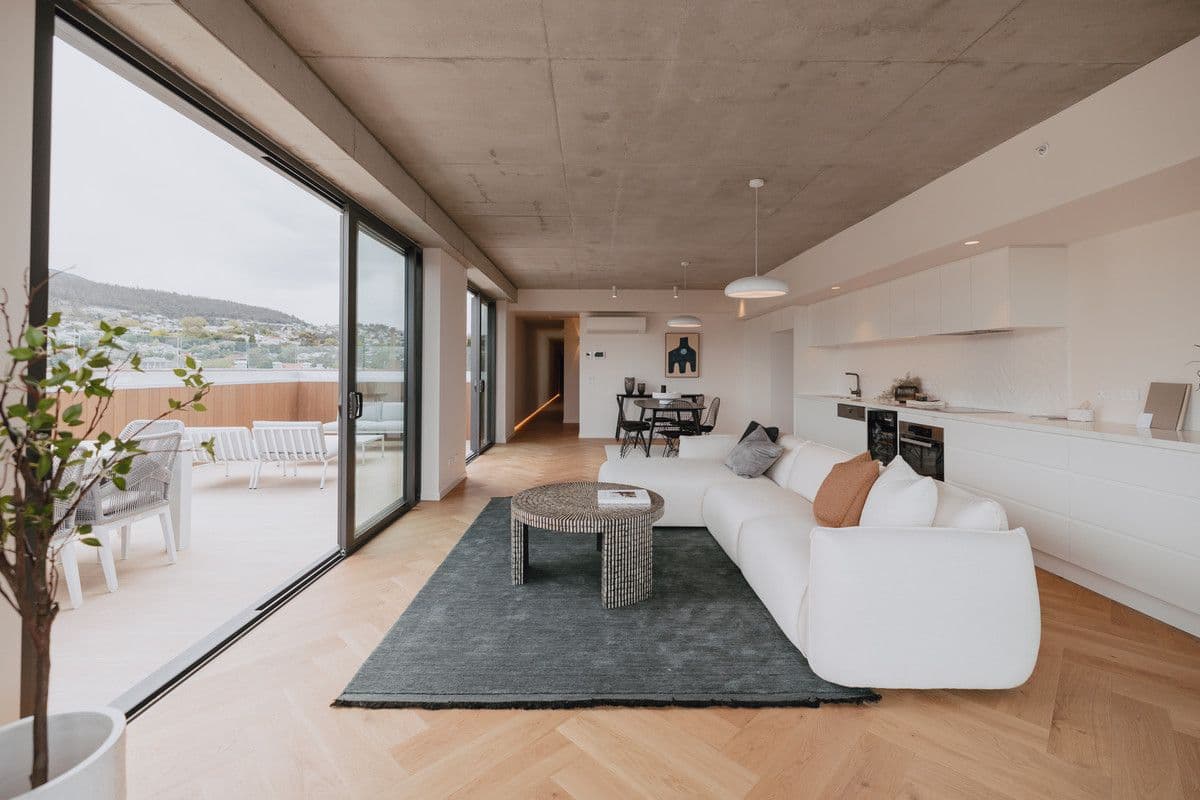 Residence 21/34 Patrick Street, Hobart TAS 7000, Hobart - Thumbnail 2