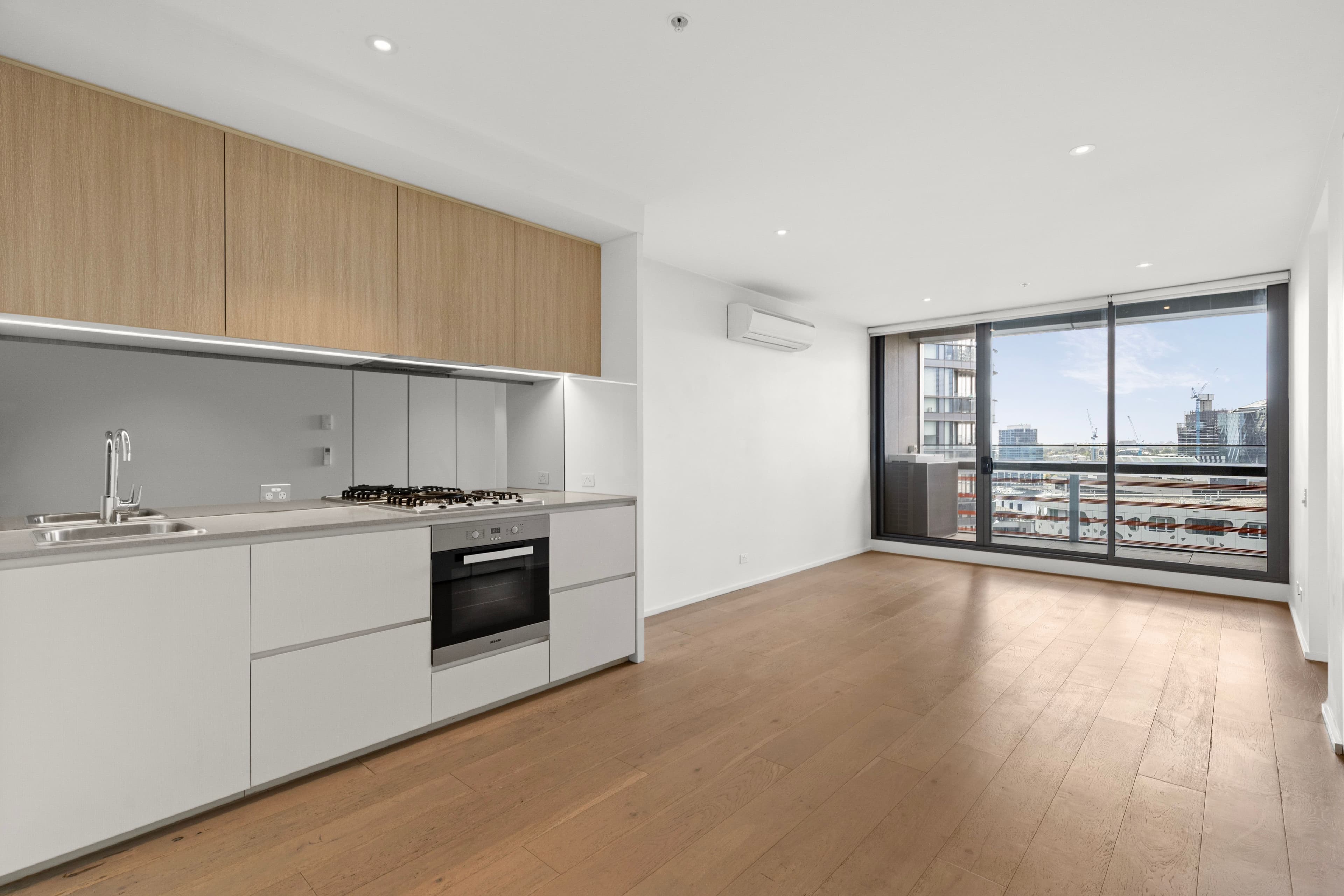 1510s/883 Collins Street, Docklands VIC 3008, Docklands - Thumbnail 4