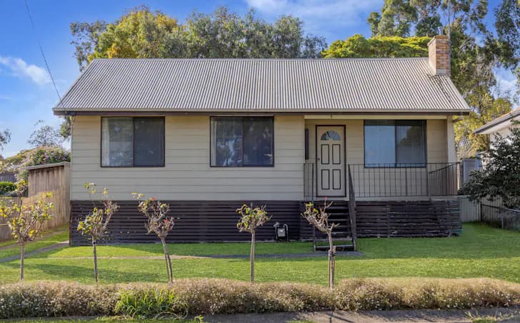 7 White Avenue, Hamilton, VIC, 3300, Hamilton - Image 1