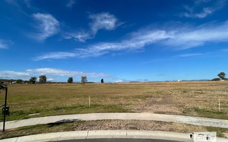 6 Butcherbird Court, Plainland, QLD, 4341, Plainland - Thumbnail 2