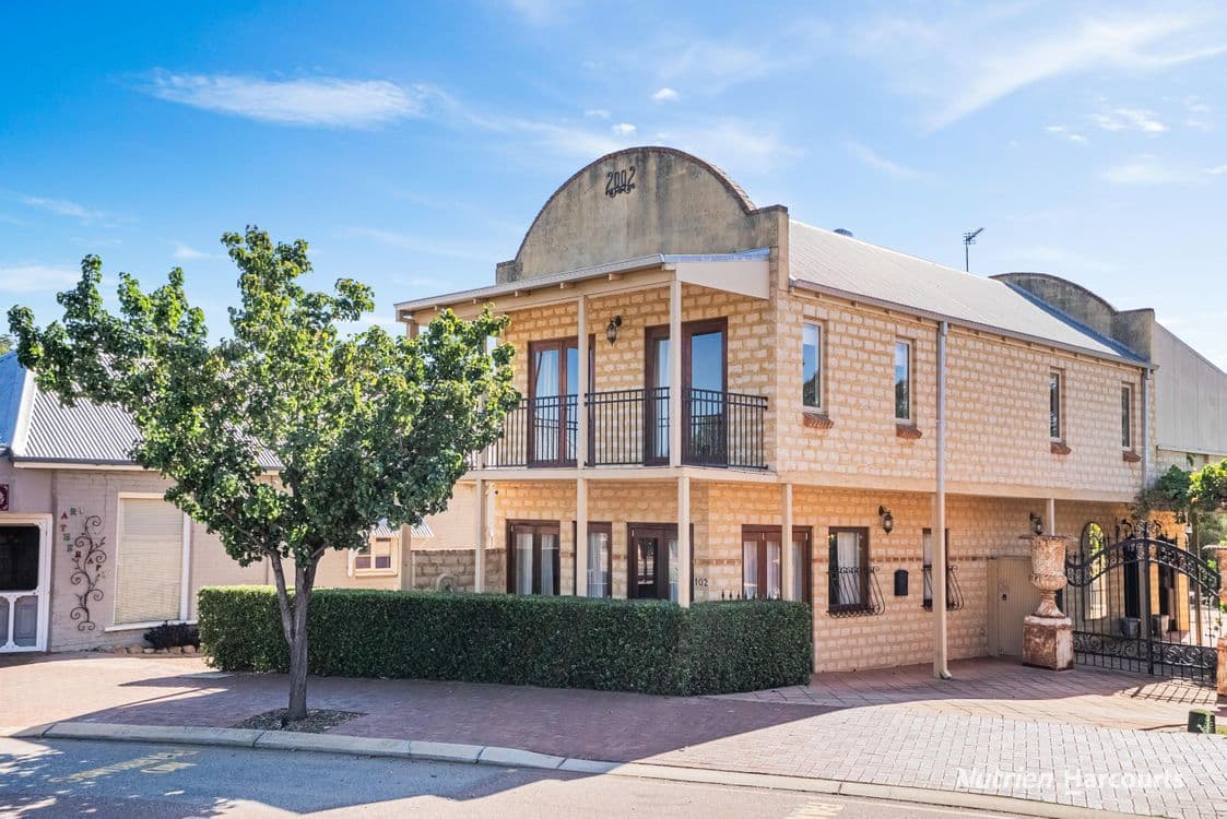 102 Stirling Terrace, TOODYAY, WA 6566, Toodyay - Thumbnail 3