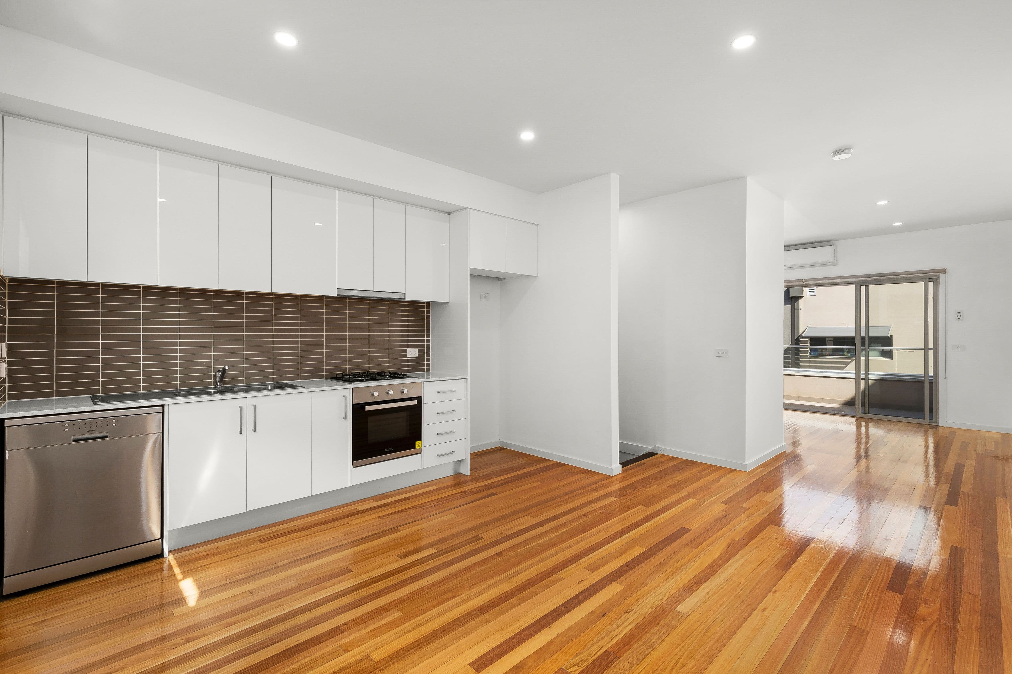 9/21 Station Road, Oak Park VIC 3046, Oak Park - Thumbnail 2