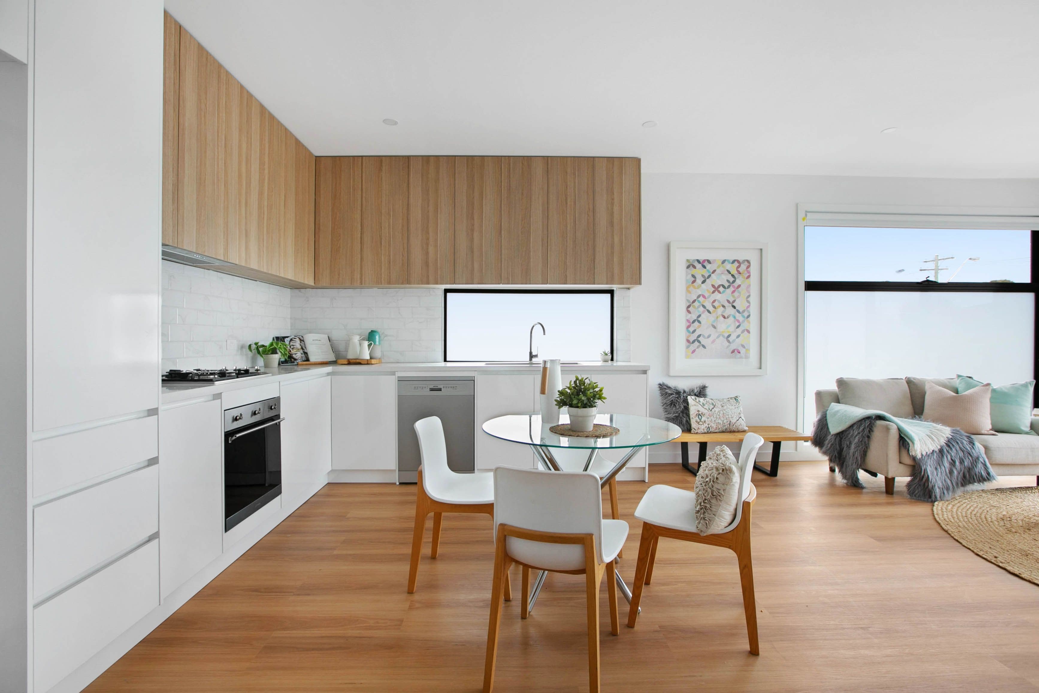 2/57 Jensen Road, Preston VIC 3072, Preston - Thumbnail 2