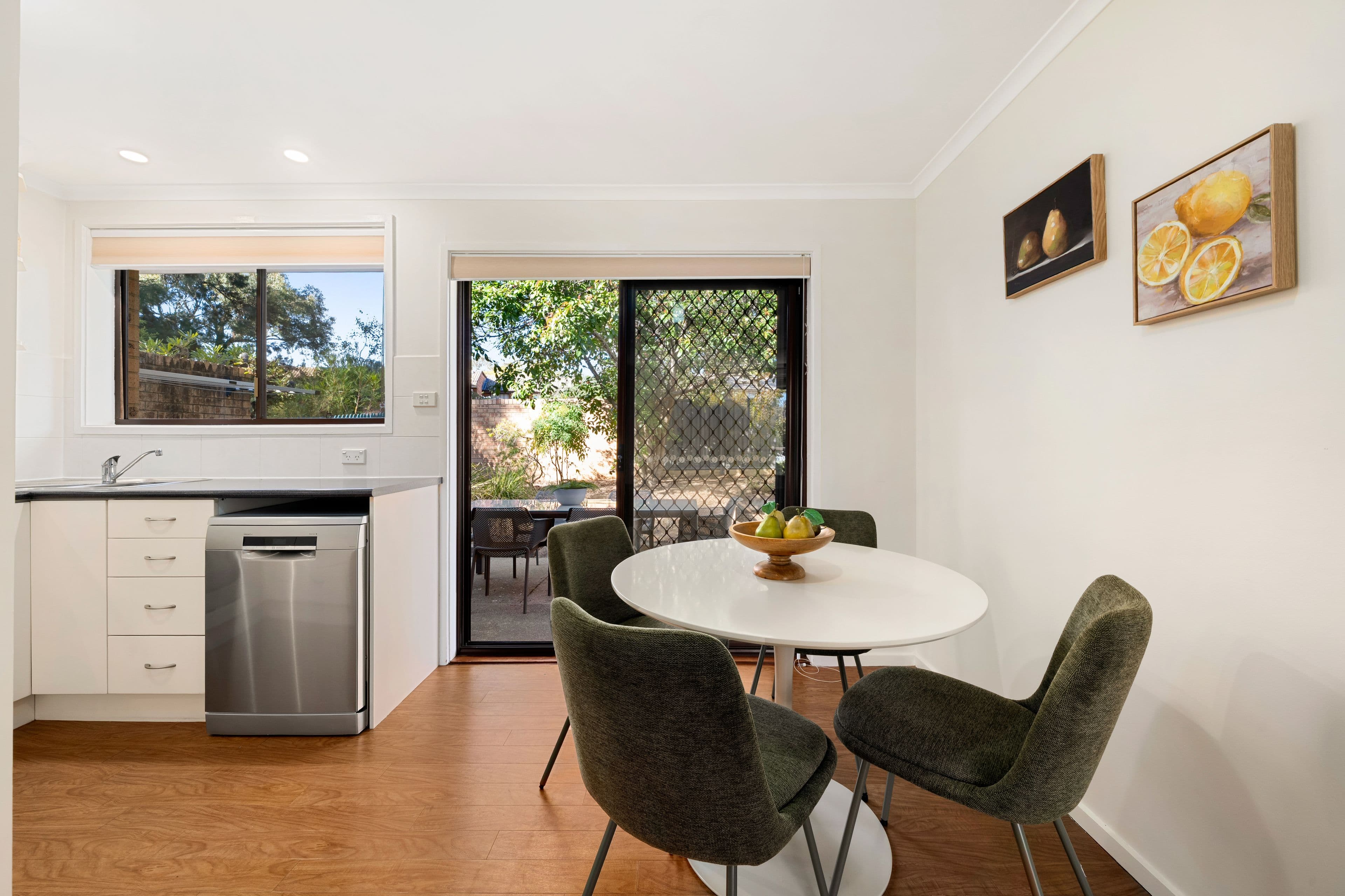 65 Dugdale Street, Cook ACT 2614, Cook - Thumbnail 8
