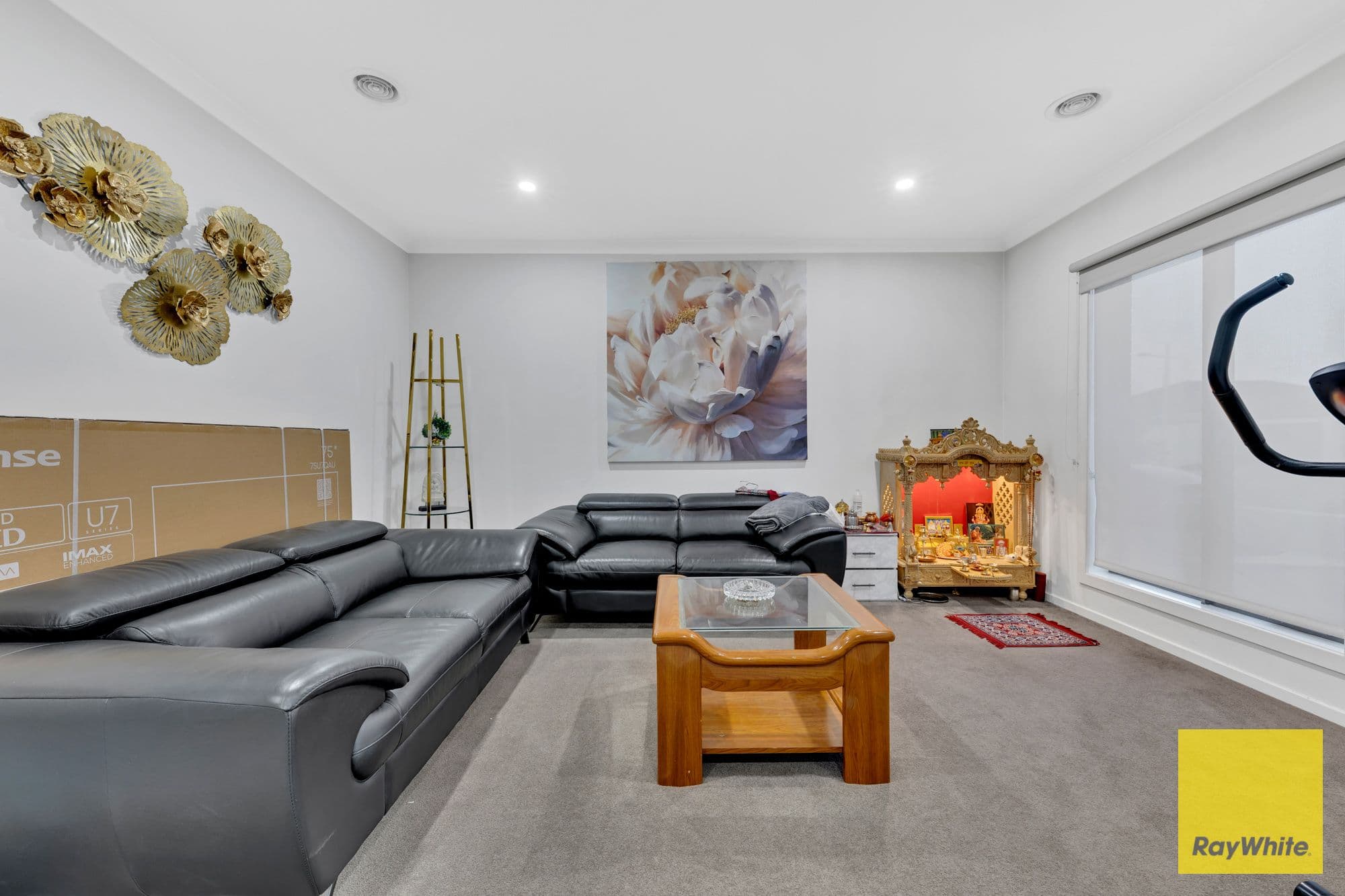 32 Samsara Avenue, Truganina VIC 3029, Truganina - Thumbnail 4