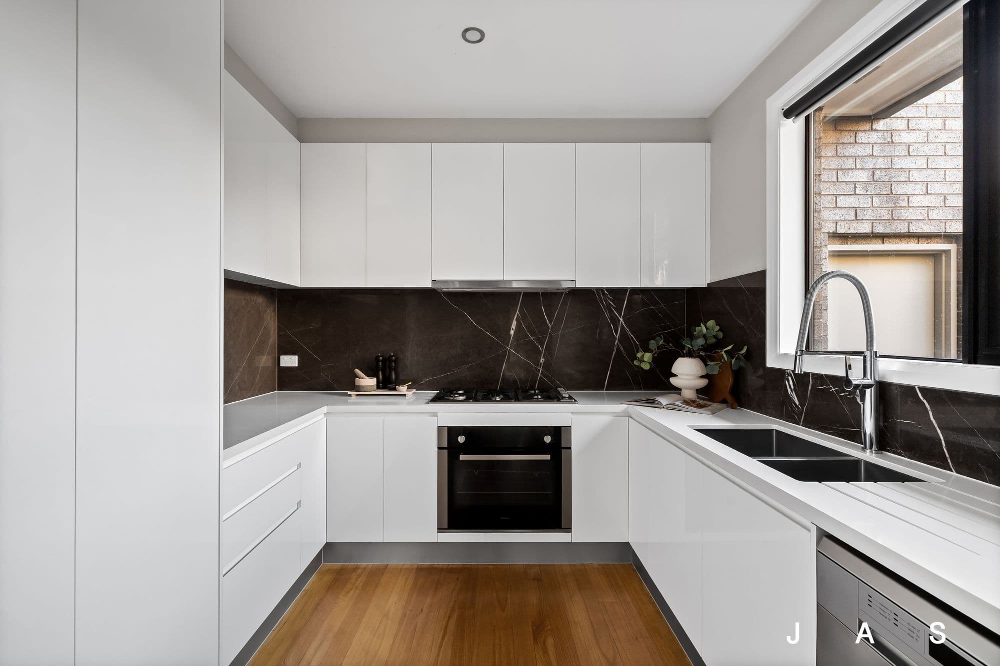 3/2 Coleman Street Maidstone VIC, Maidstone - Thumbnail 6
