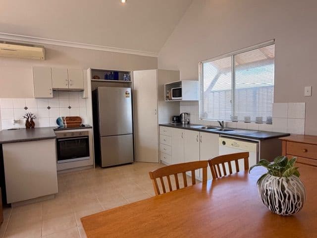 6/4 Seakist Retreat, Kalbarri WA 6536, Kalbarri - Thumbnail 2