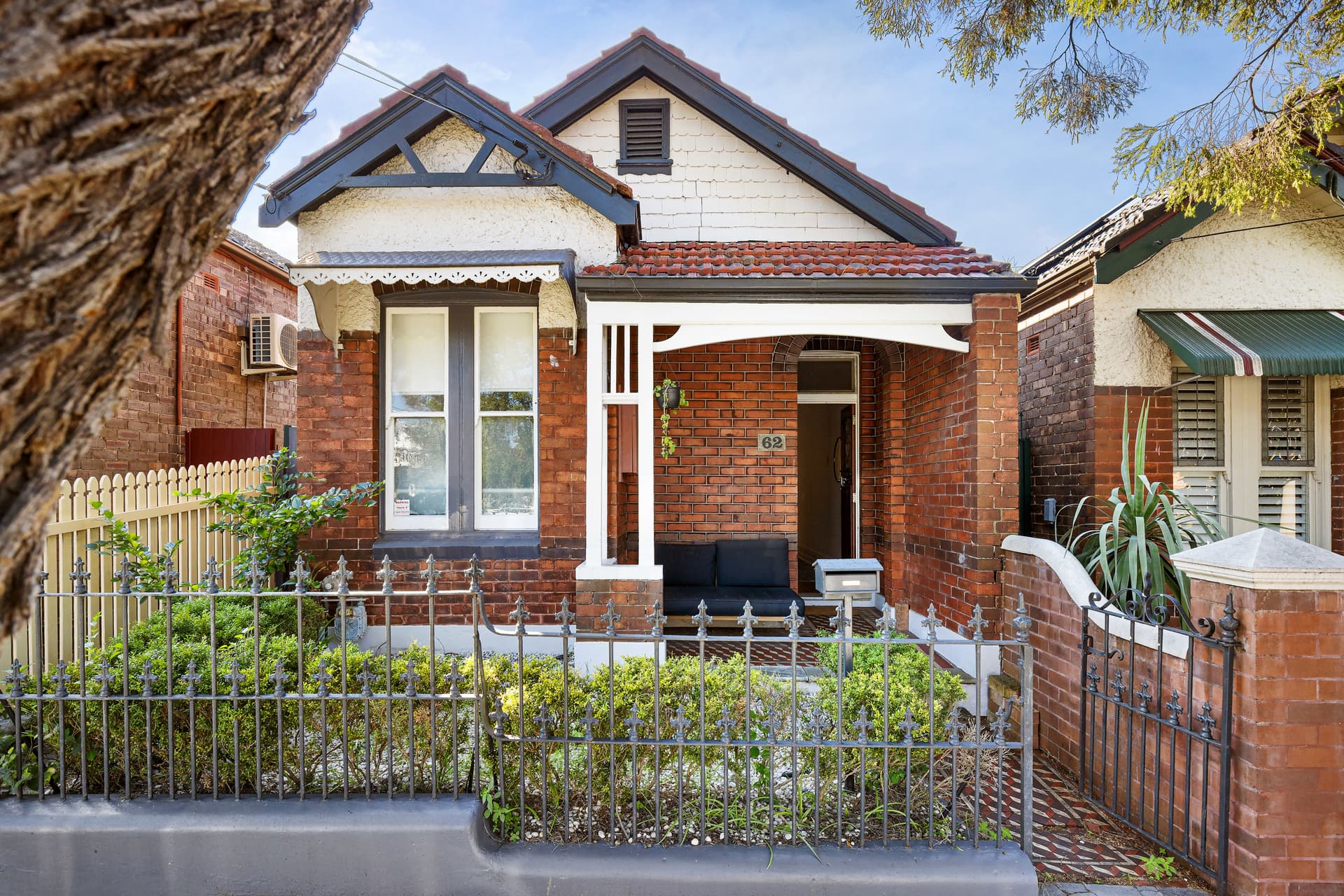 62 Albany Road, Stanmore - Image 1