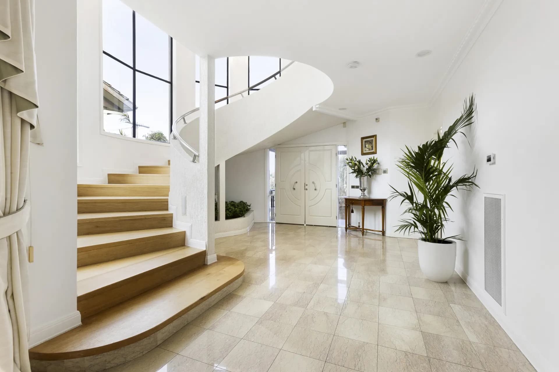 31 Beach Road, Beaumaris, Beaumaris - Thumbnail 3