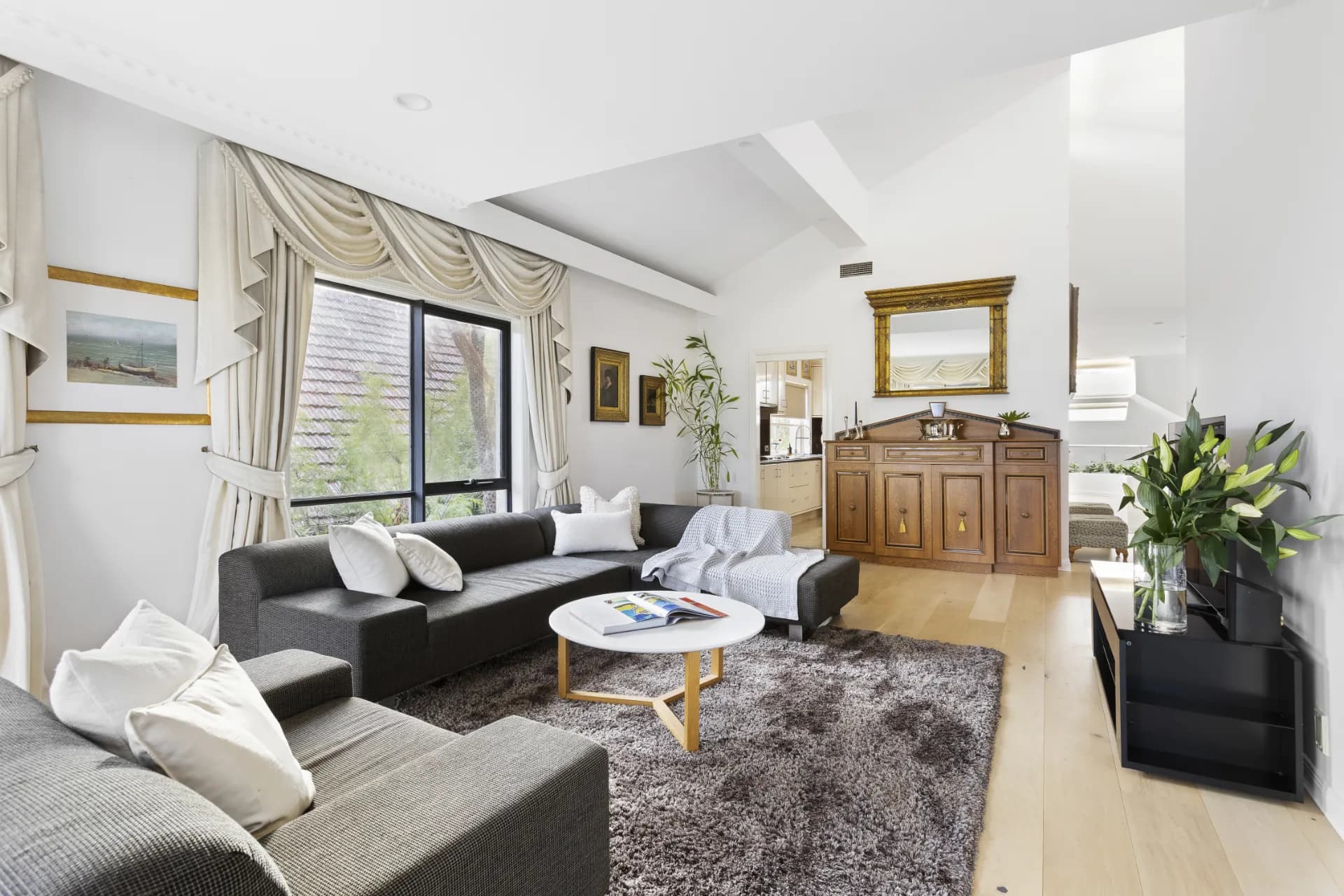 31 Beach Road, Beaumaris, Beaumaris - Thumbnail 6