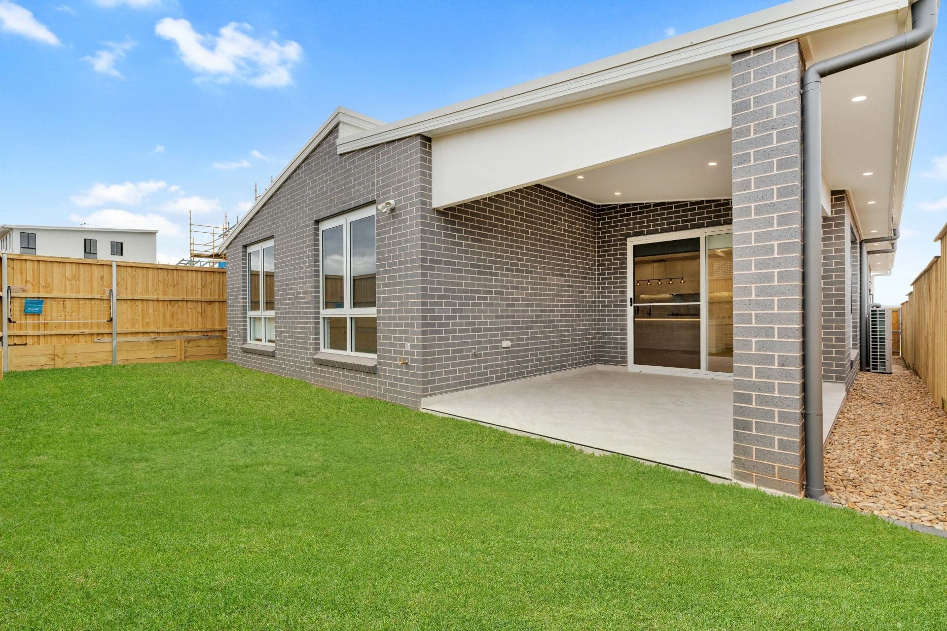 24 Guineas Street, Menangle Park, Menangle Park - Thumbnail 2