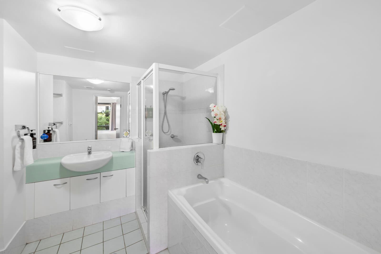 106/30-34 Surf Parade Broadbeach QLD 4218, Broadbeach - Thumbnail 7