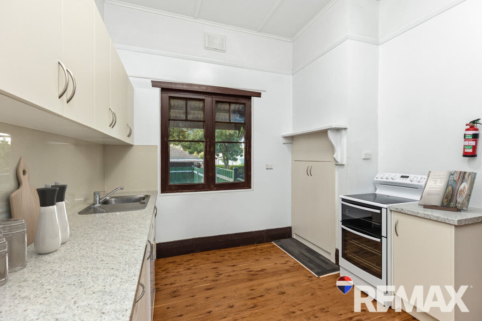 49 Joffre Street Junee NSW 2663, Junee - Thumbnail 3