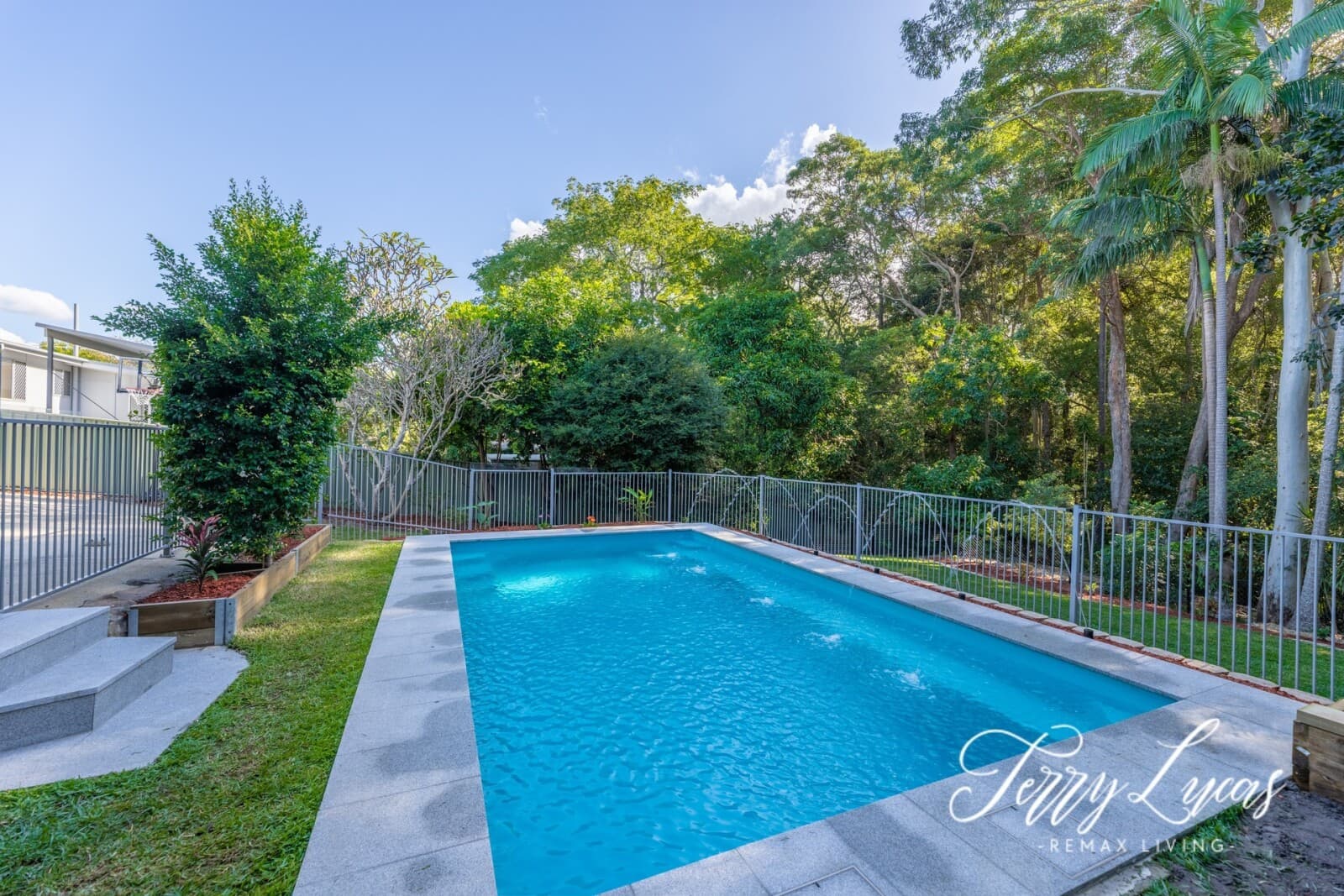 12 Hillcrest Avenue Caboolture QLD 4510, Caboolture - Thumbnail 2